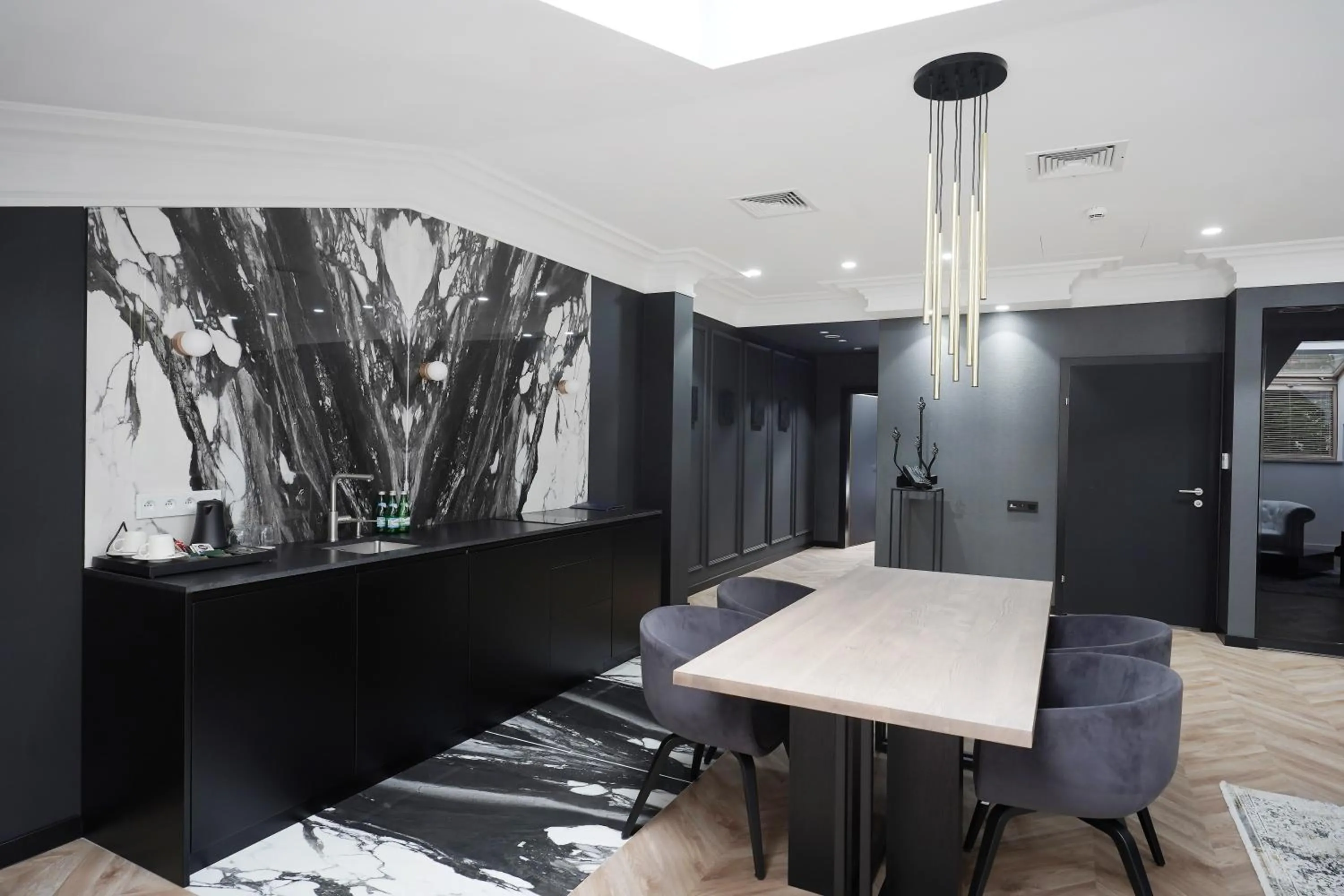 TV and multimedia in Hotel Park 17