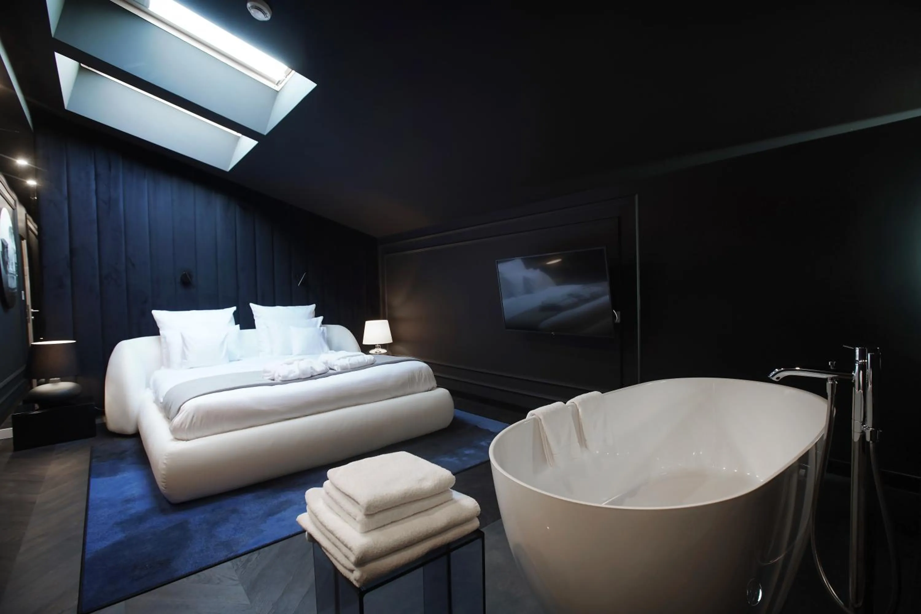Bed in Hotel Park 17