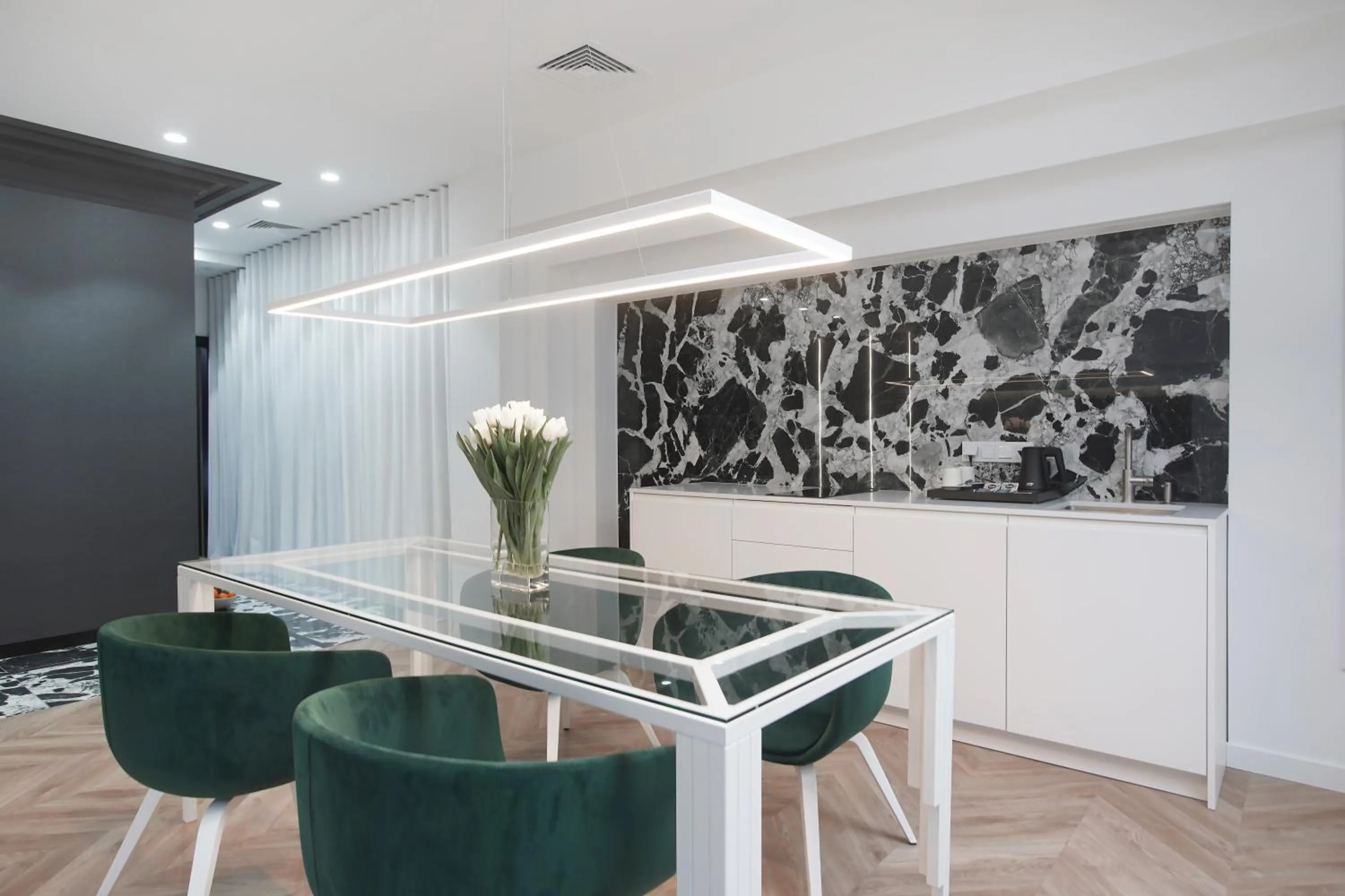 Kitchen or kitchenette in Hotel Park 17