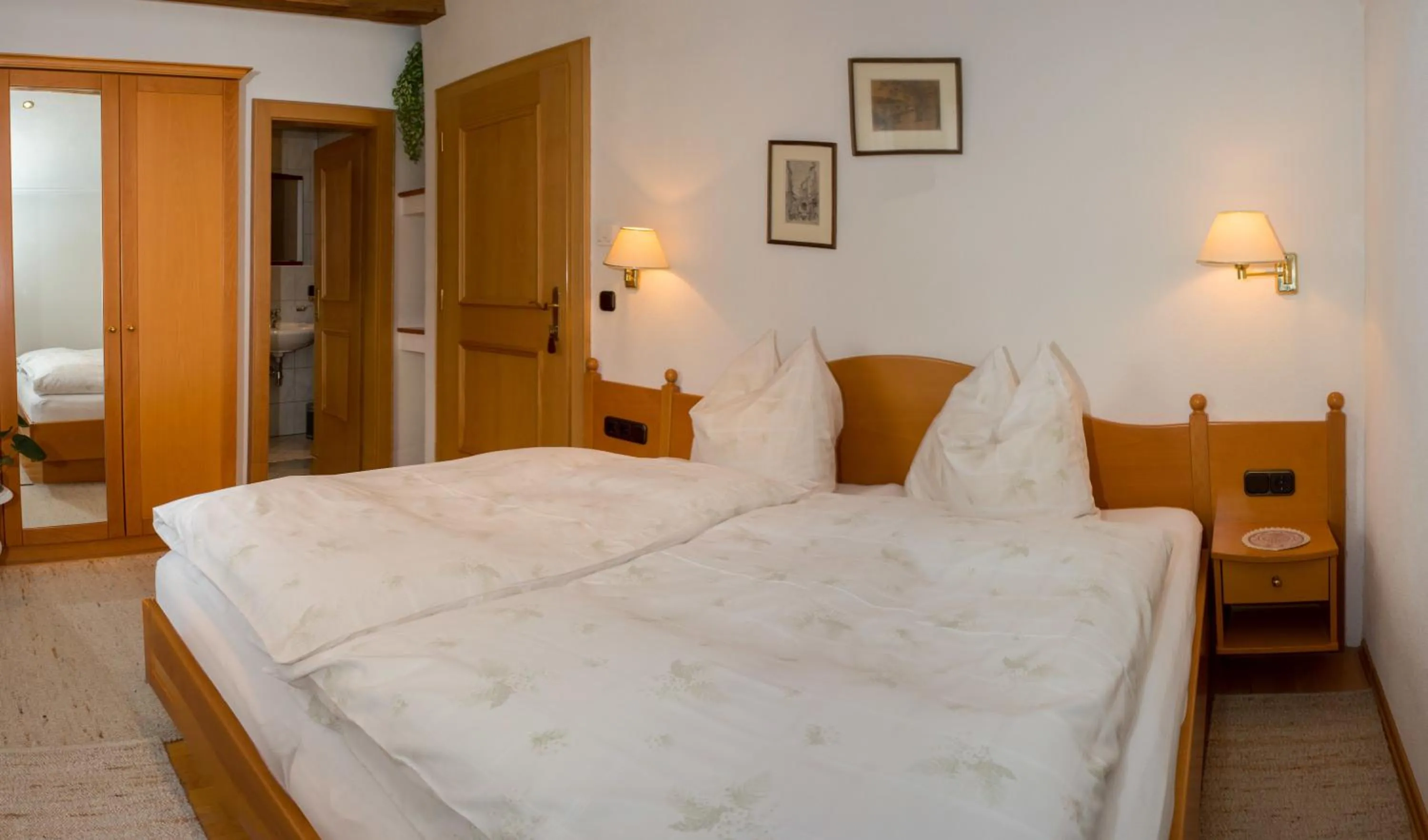 Bedroom, Bed in KREUZHOF Seefeld