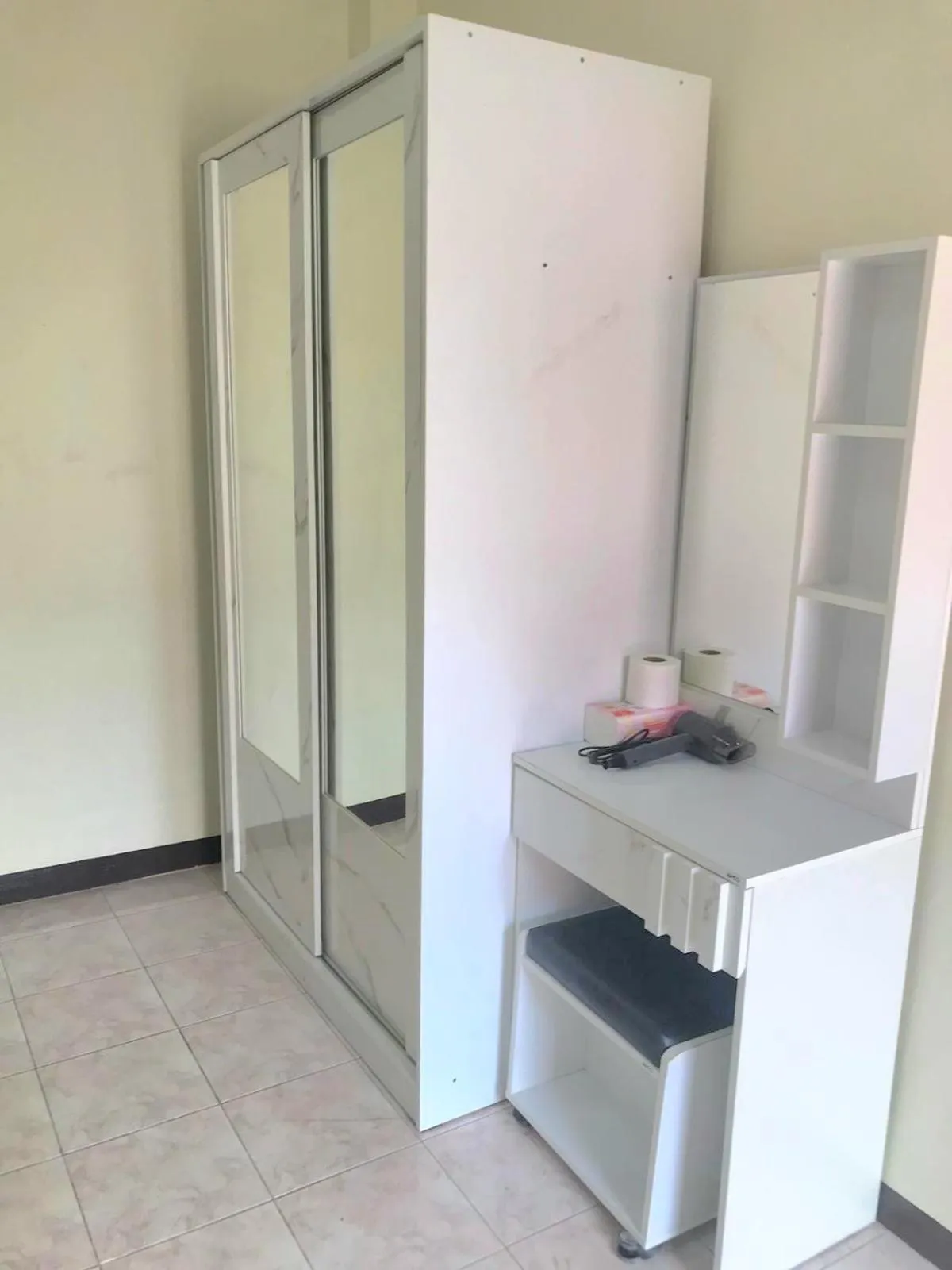 wardrobe in S.P.C Apartment by Brodderud