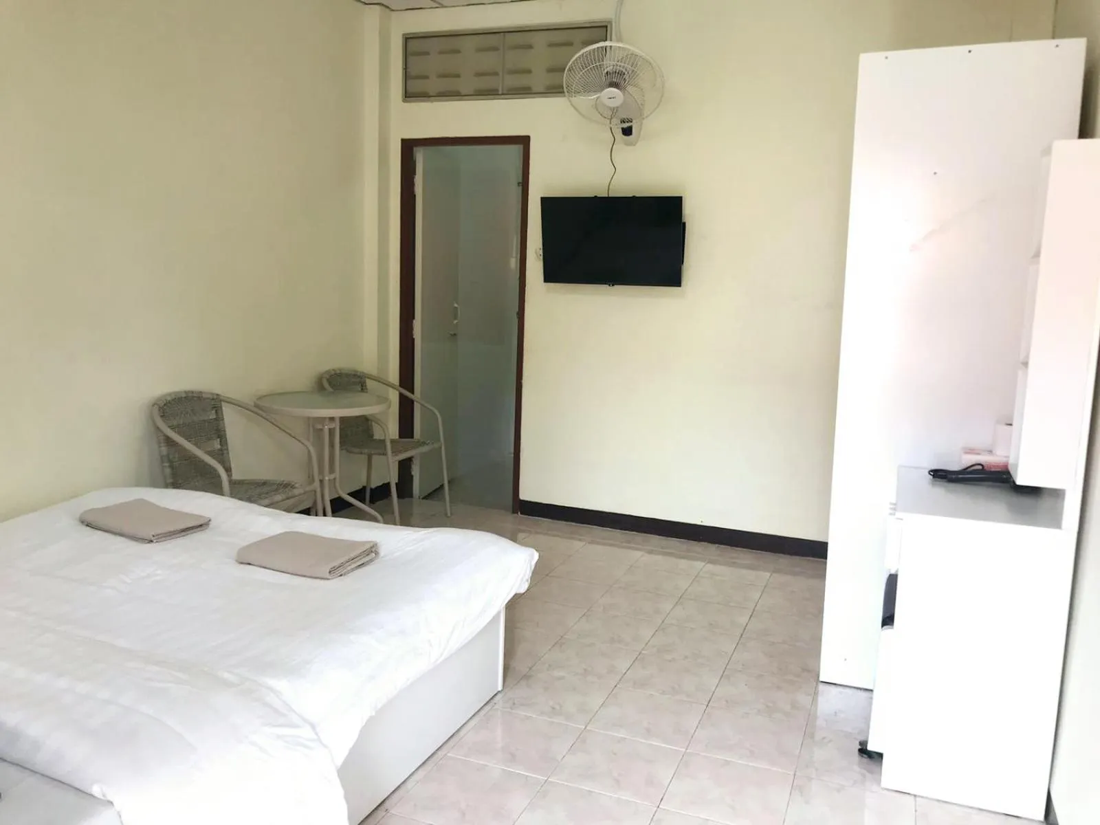 Bed in S.P.C Apartment by Brodderud