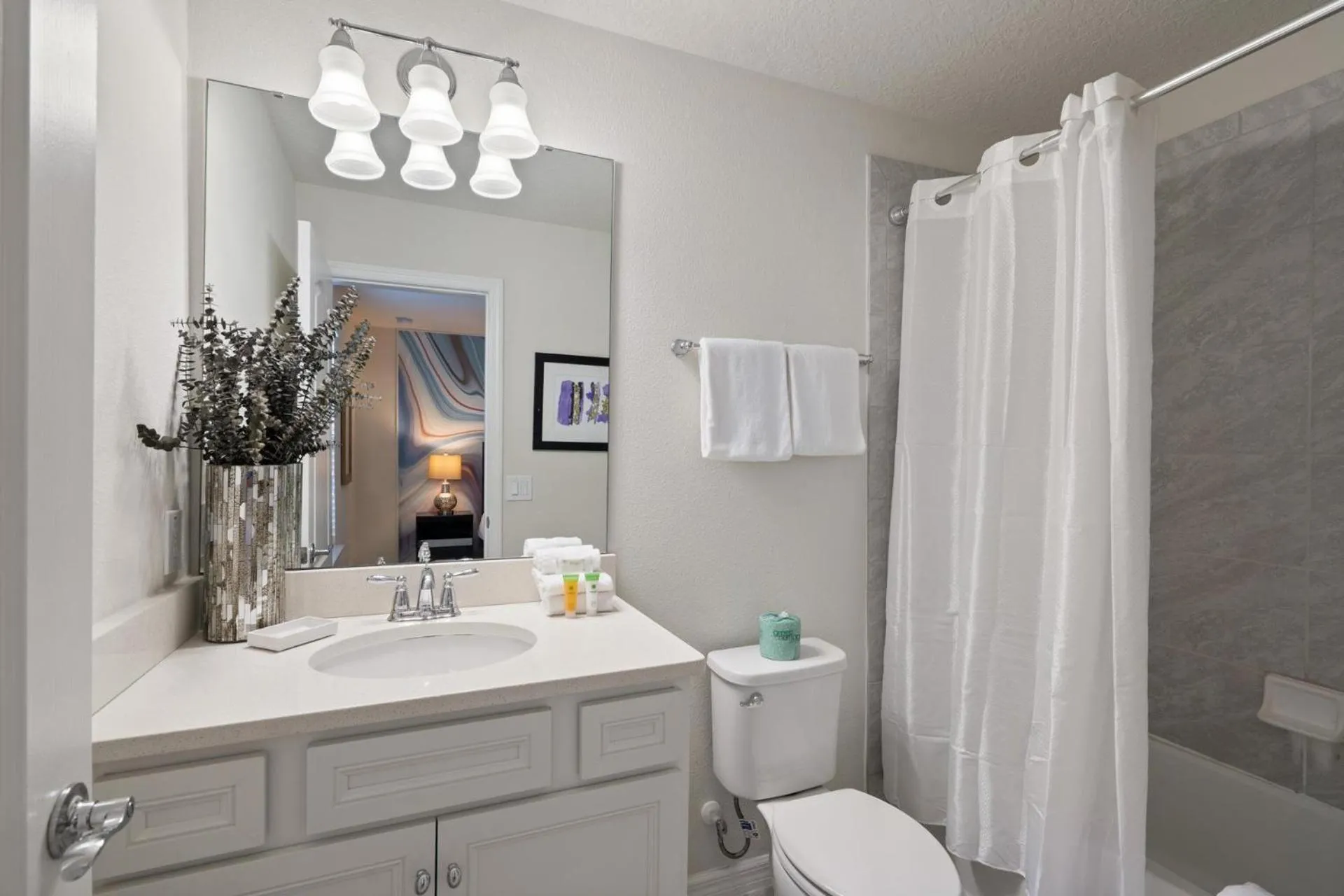 Bathroom in 5448 Misty Oak