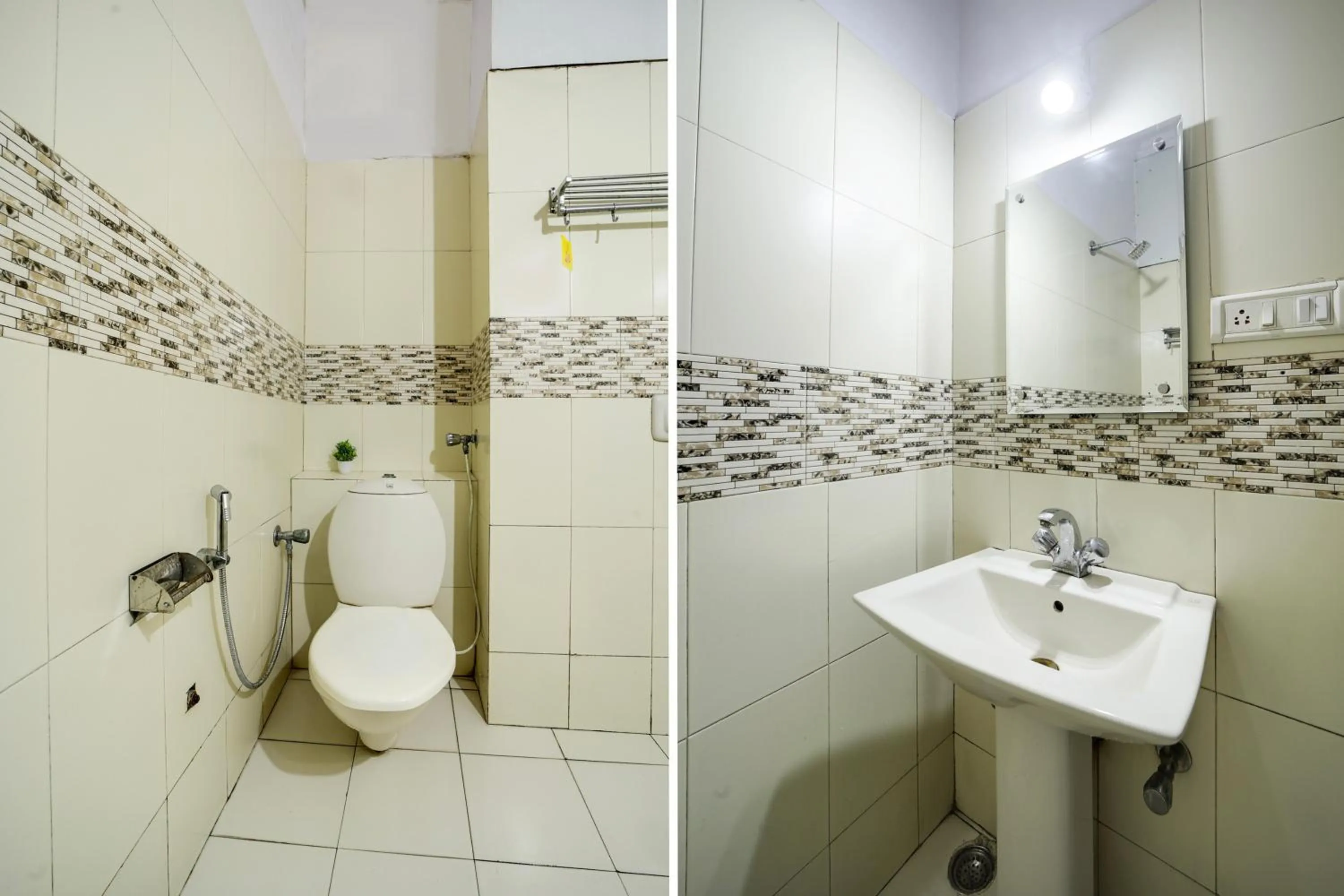 Bathroom in Collection O Hotel Silver Inn