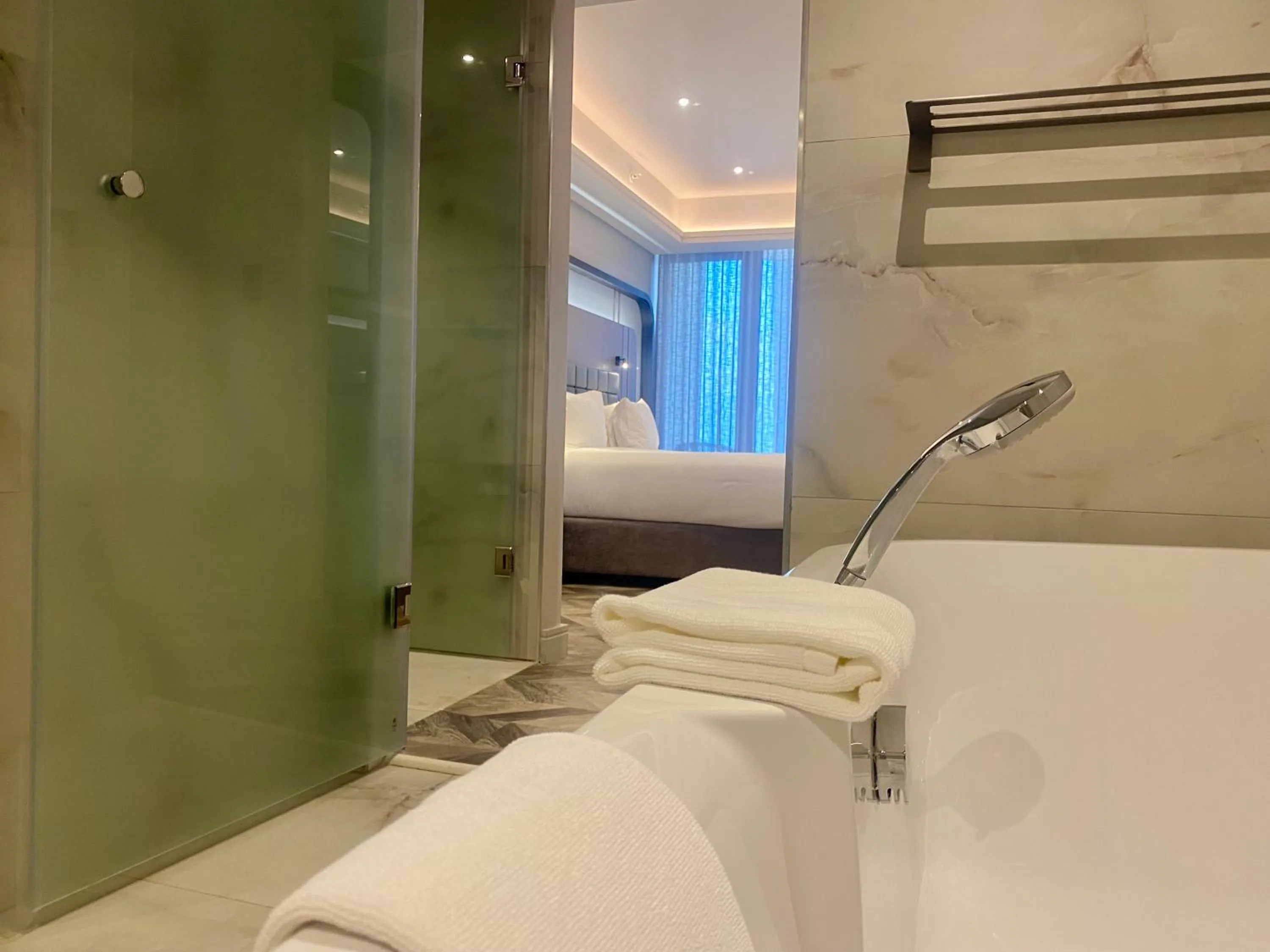 Shower in Coastlands Skye Hotel, Ridgeside, Umhlanga