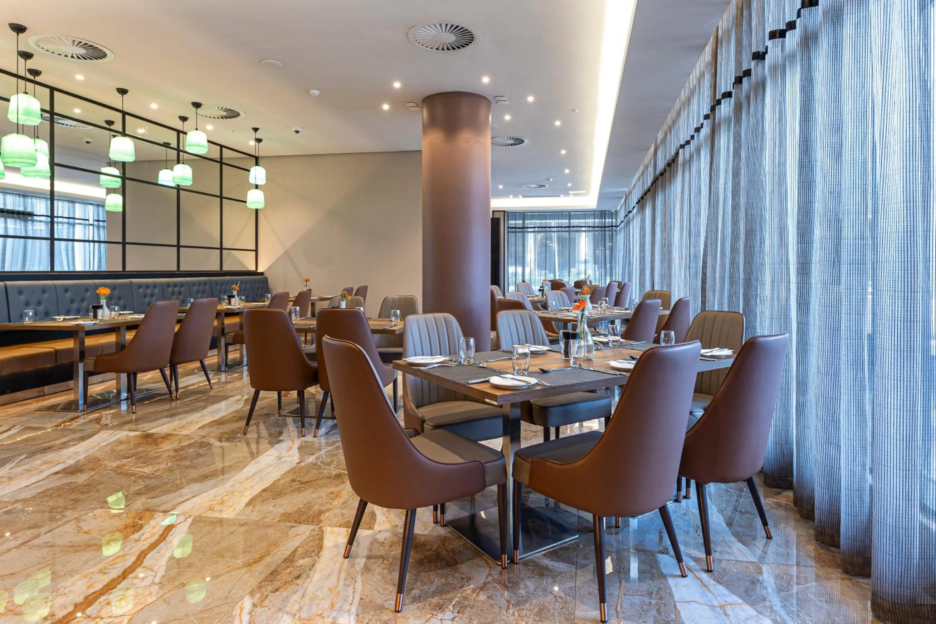 Restaurant/places to eat in Coastlands Skye Hotel, Ridgeside, Umhlanga