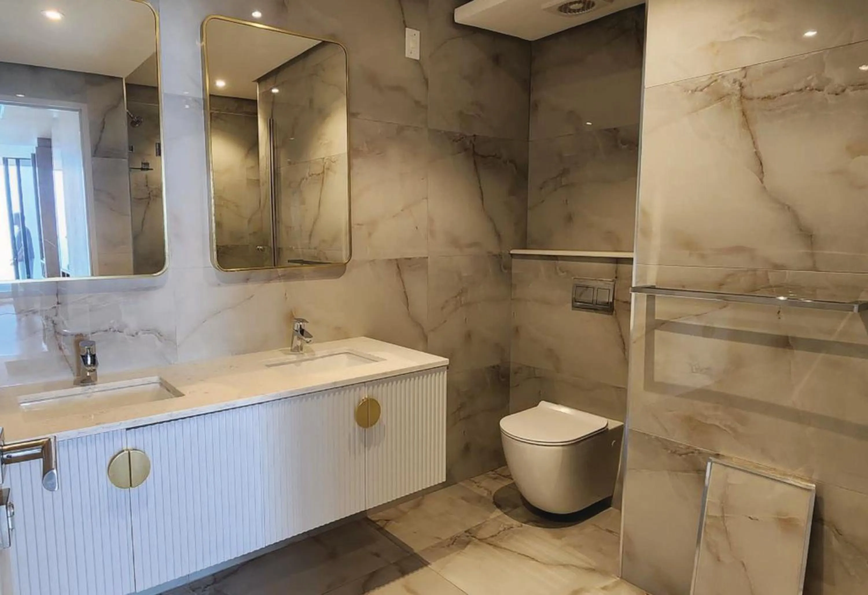 Shower in Coastlands Skye Hotel, Ridgeside, Umhlanga