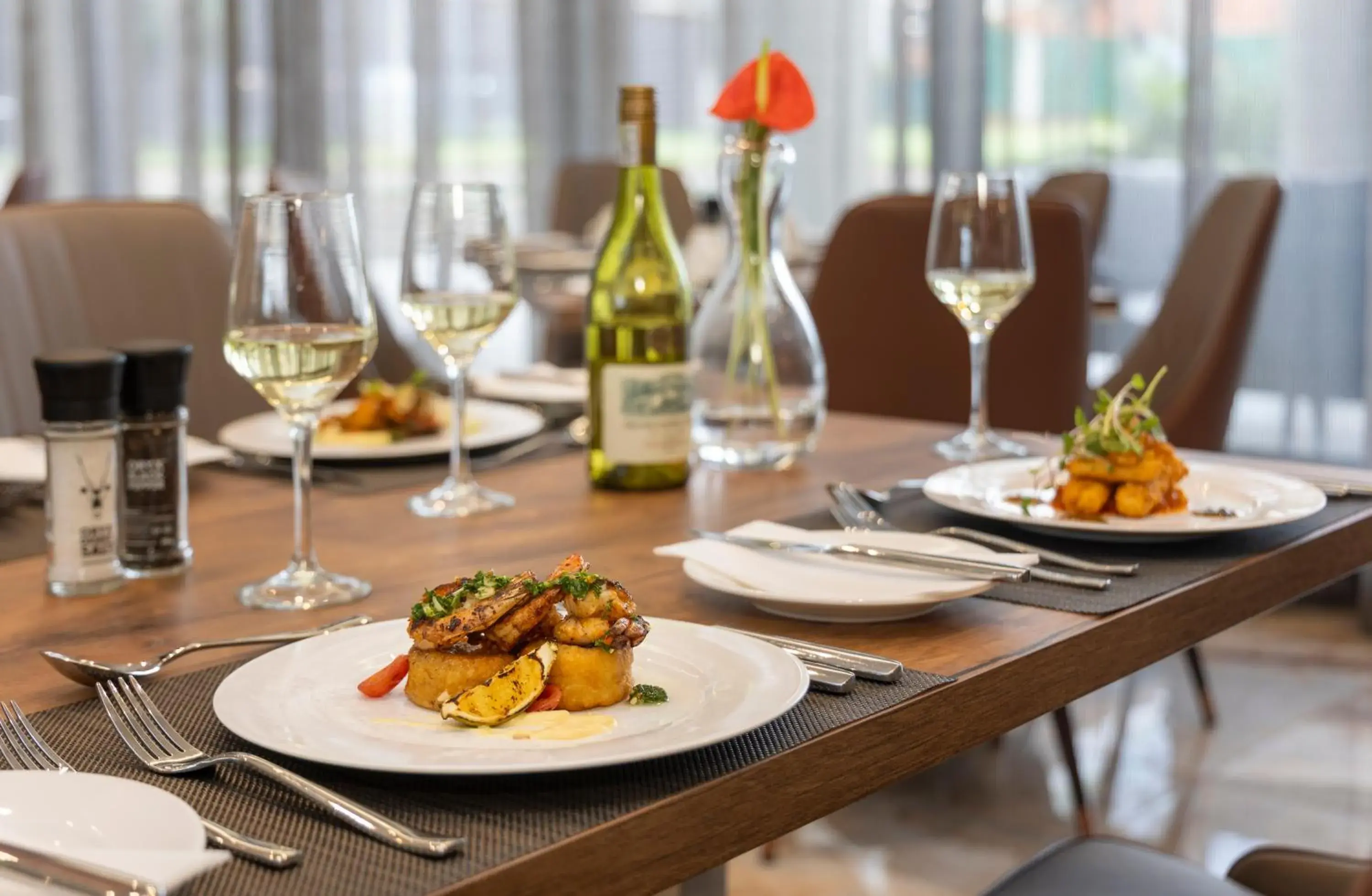 Restaurant/places to eat in Coastlands Skye Hotel, Ridgeside, Umhlanga Restaurant/places to eat in Coastlands Skye Hotel, Ridgeside, Umhlanga