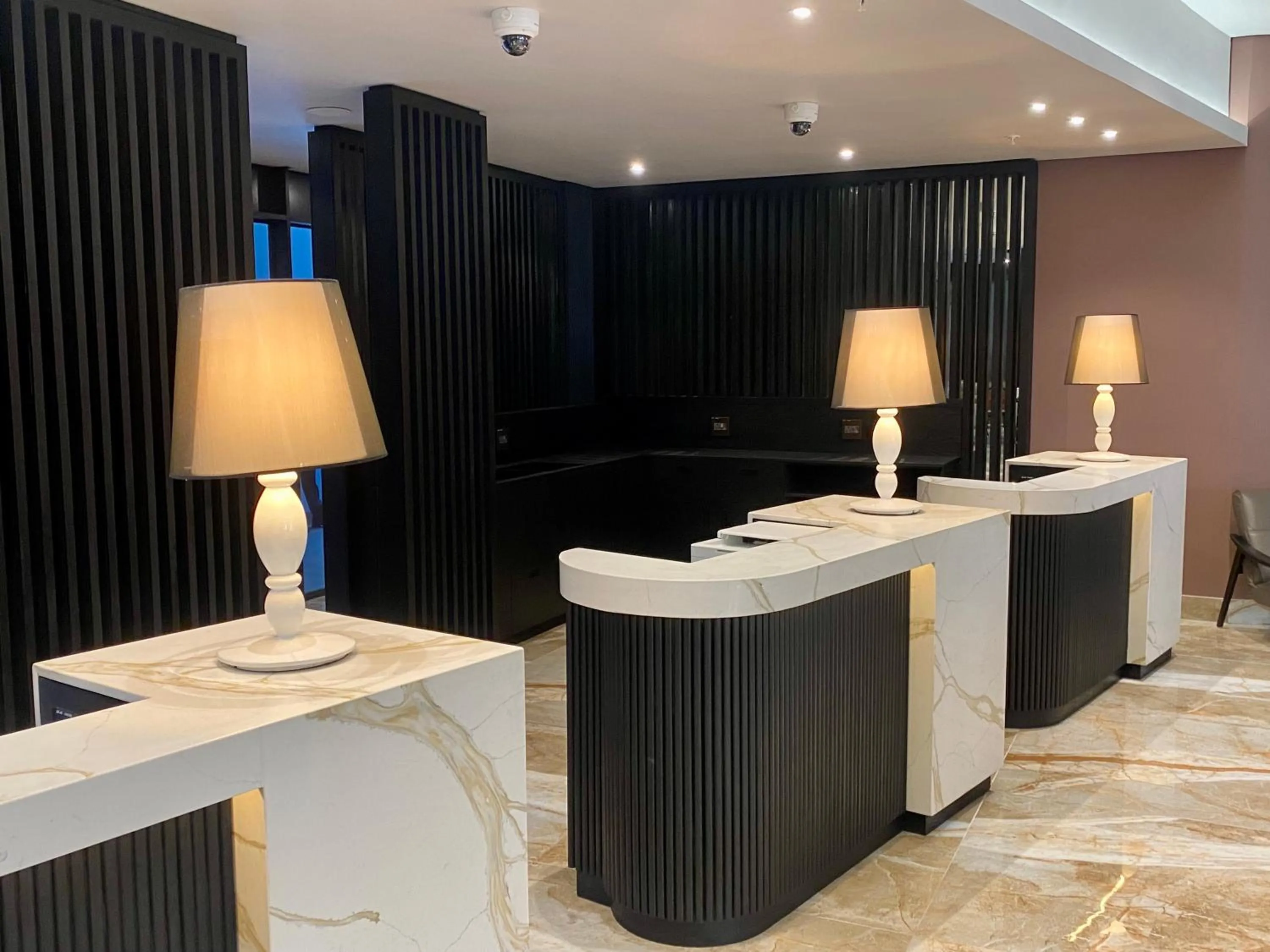 Lobby or reception in Coastlands Skye Hotel, Ridgeside, Umhlanga