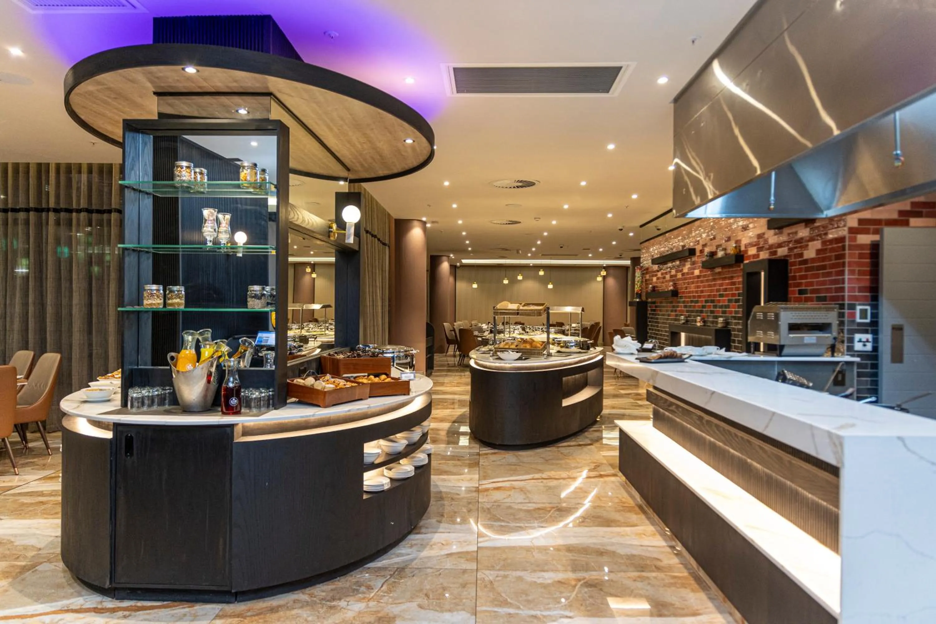 Restaurant/places to eat in Coastlands Skye Hotel, Ridgeside, Umhlanga