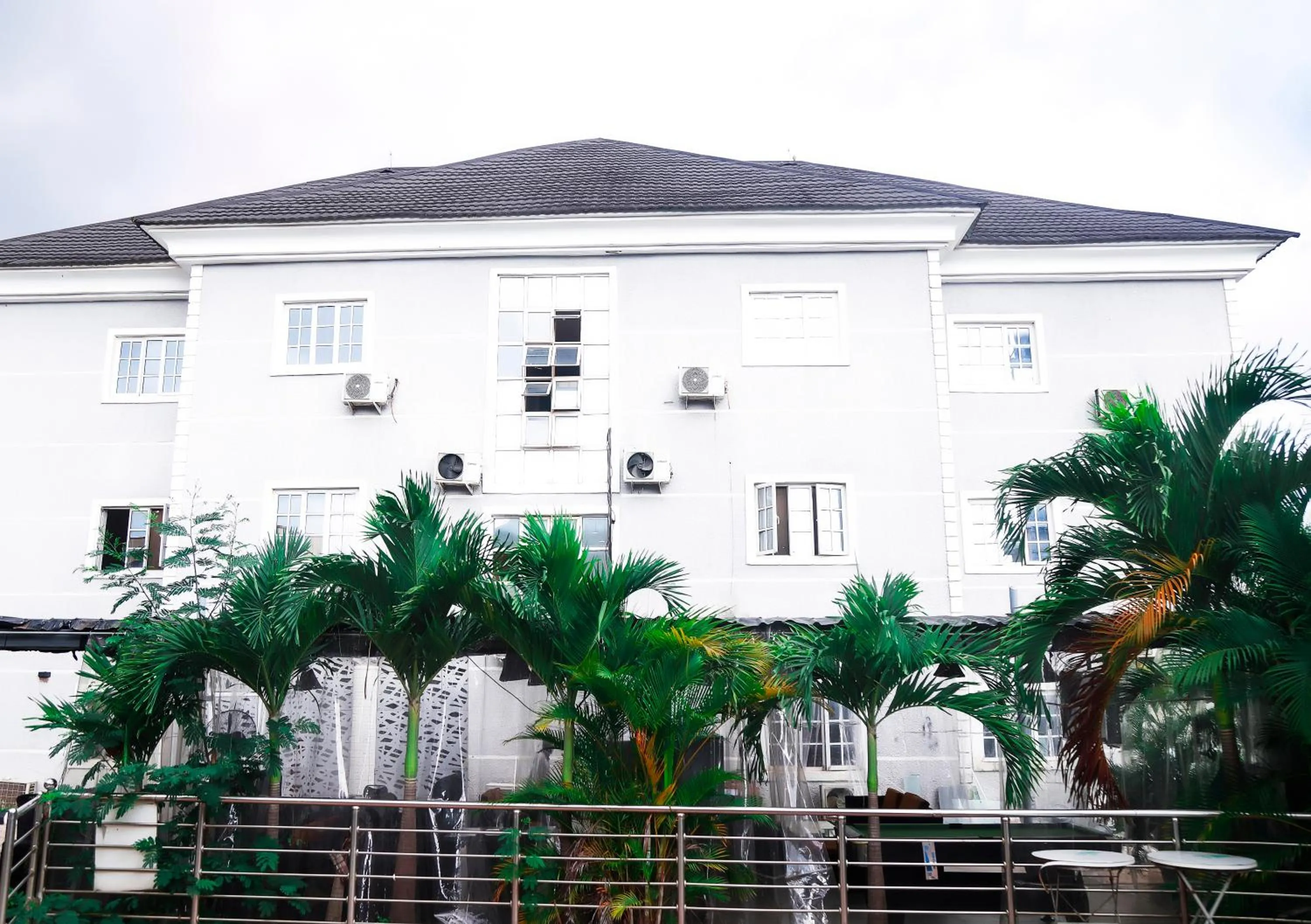 Western Dreams Hotel