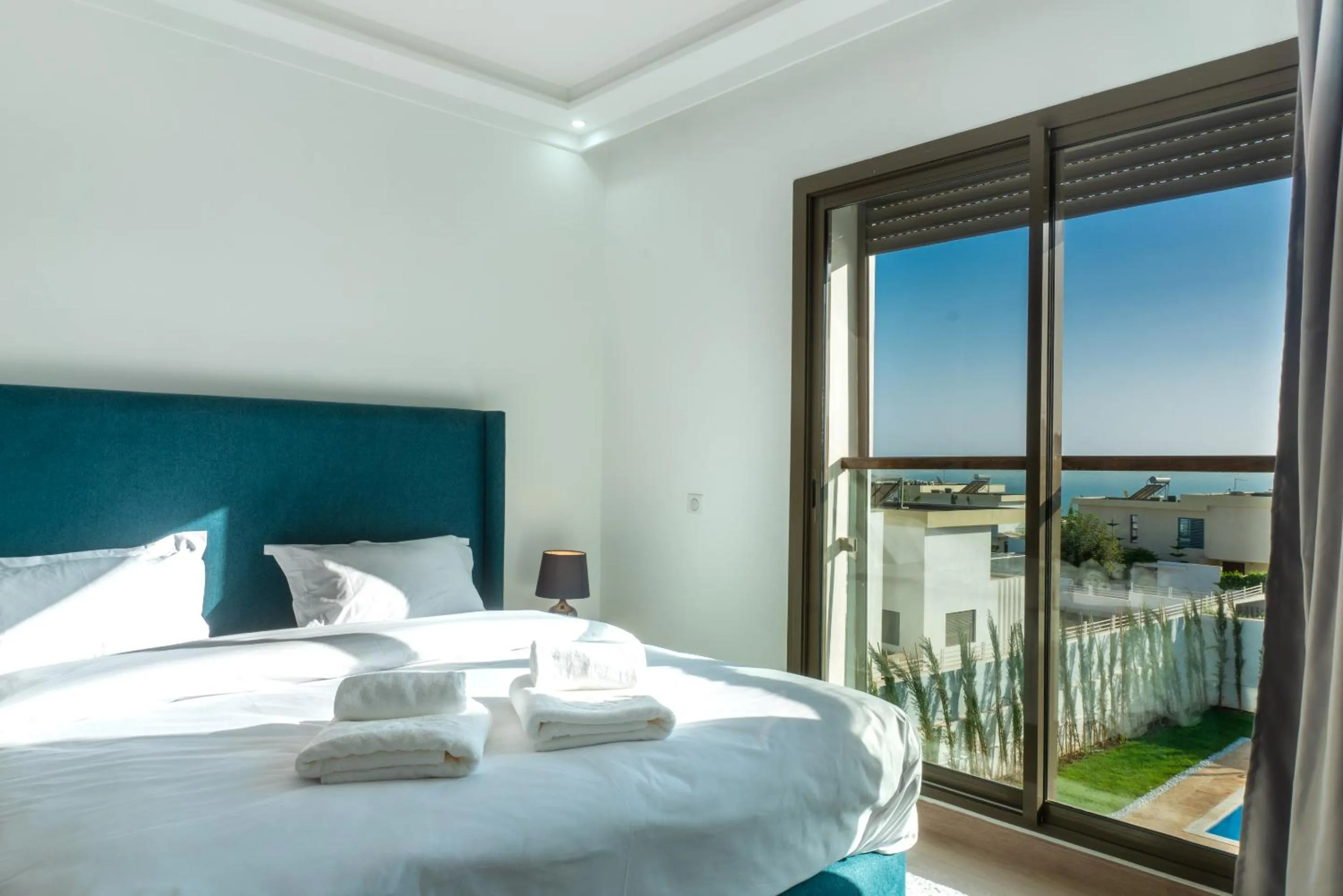 Bedroom, Bed in Salam Taghazout - luxury villa - Pool - 8 Px