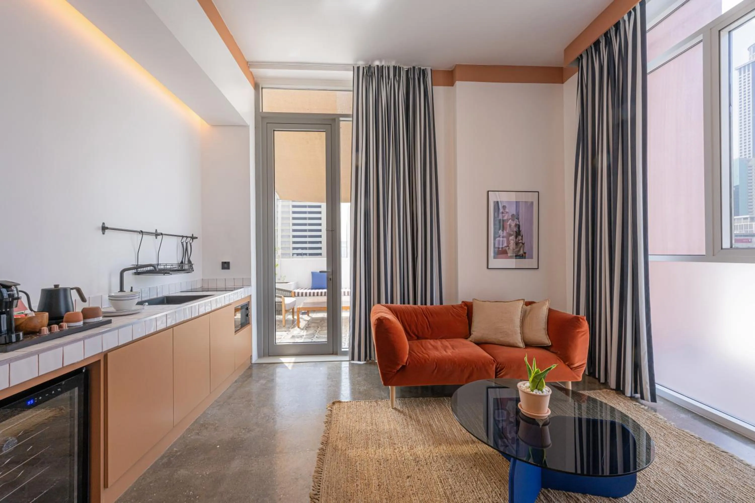 Seating area in Shada Hotel Dubai - فندق شدا دبي