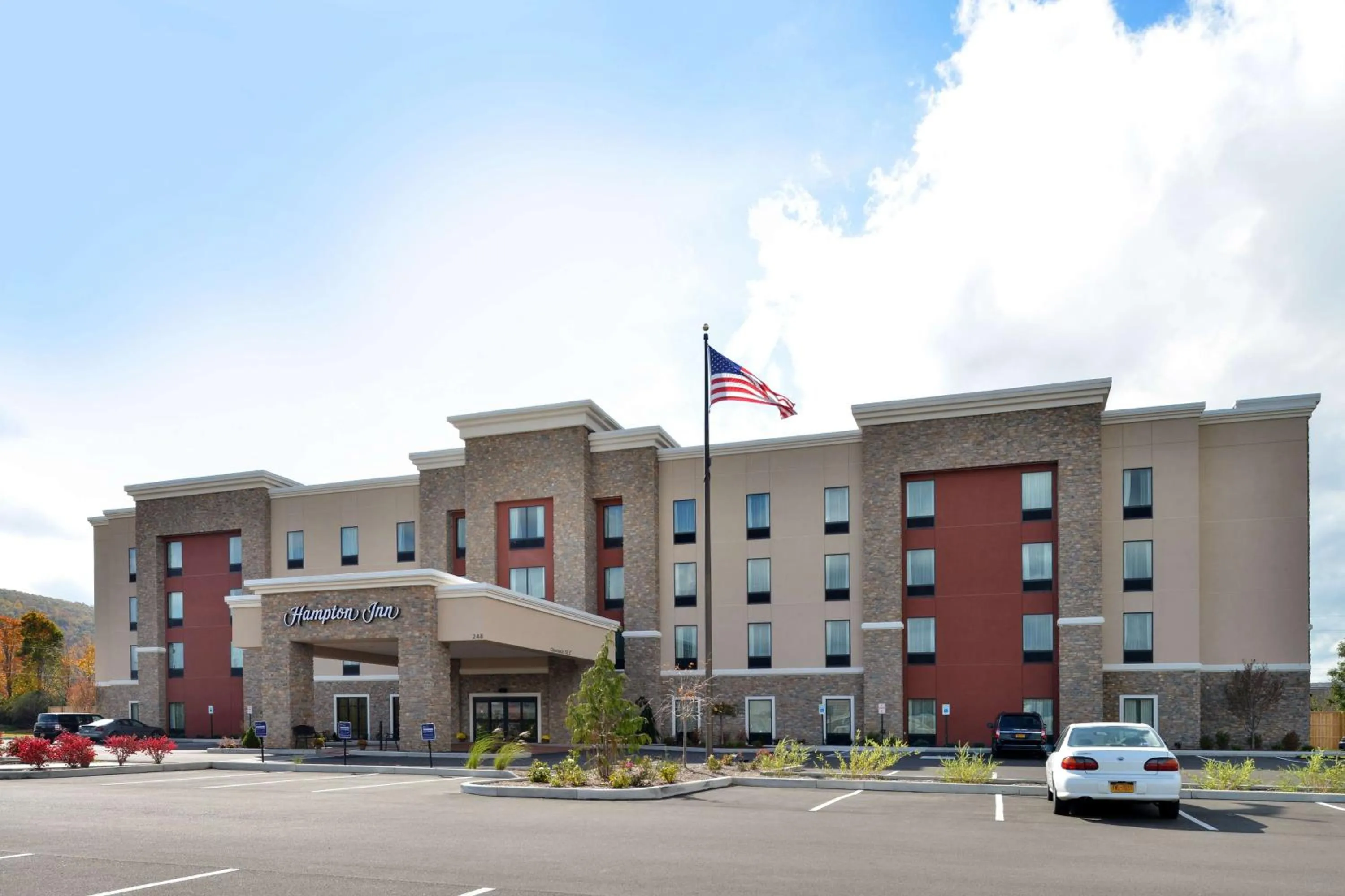 Property building in Hampton Inn Corning/Painted Post