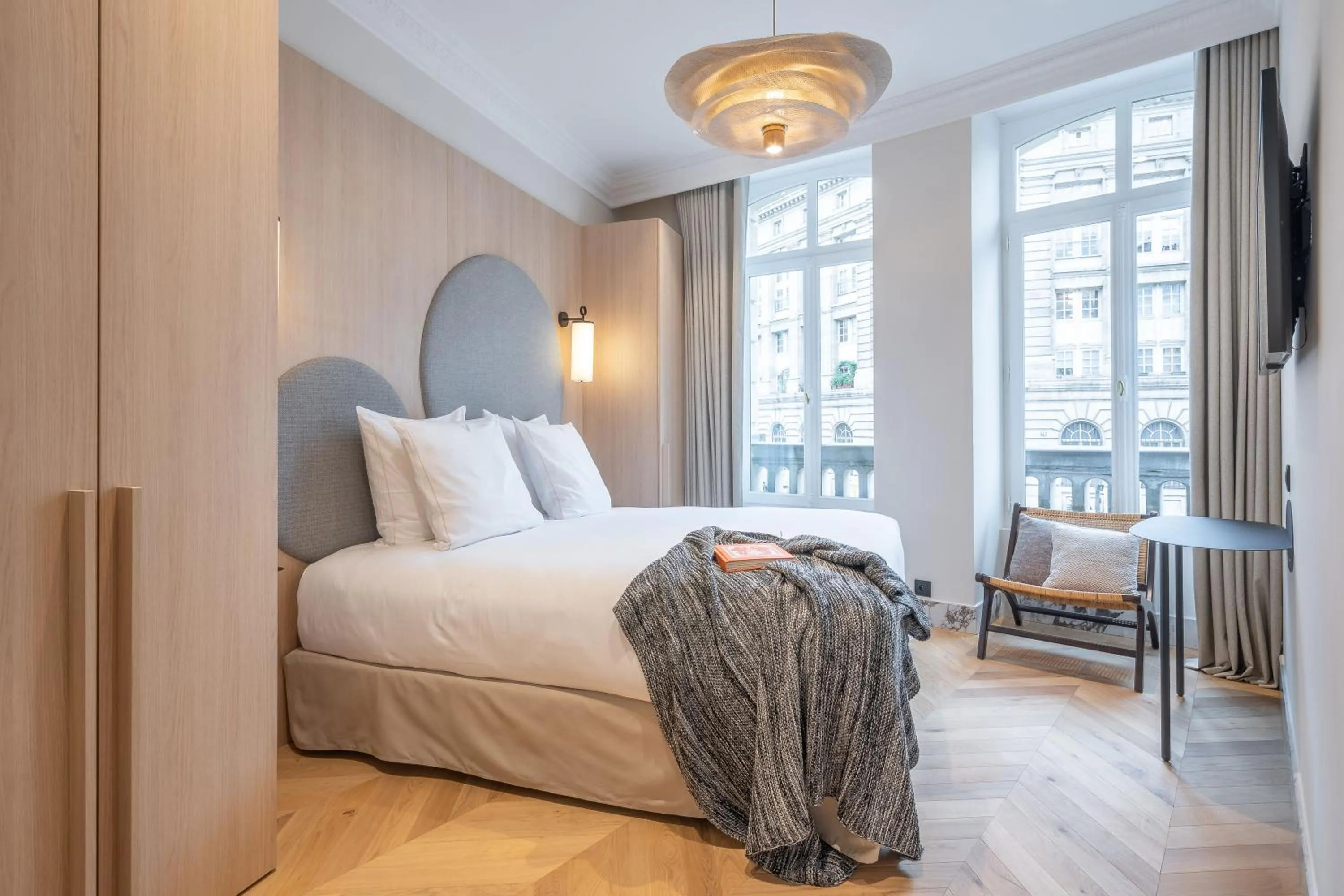 Bedroom, Bed in Yuna Saint-Germain-des-Prés - Serviced Apartments