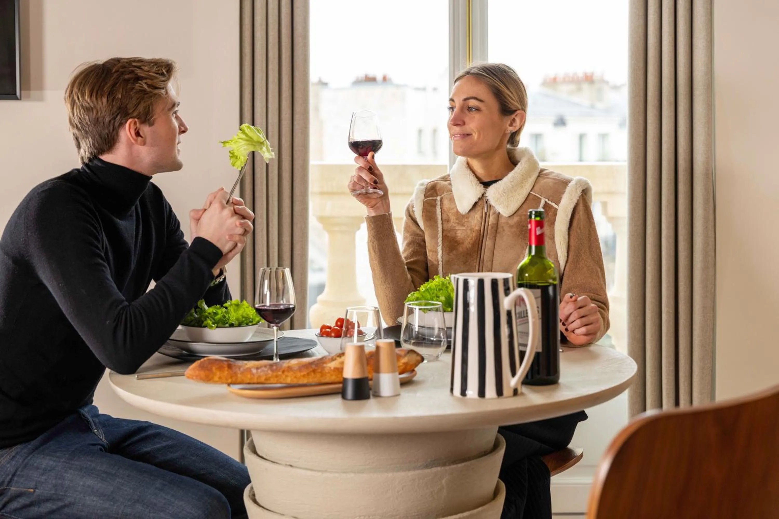 Guests in Yuna Saint-Germain-des-Prés - Serviced Apartments