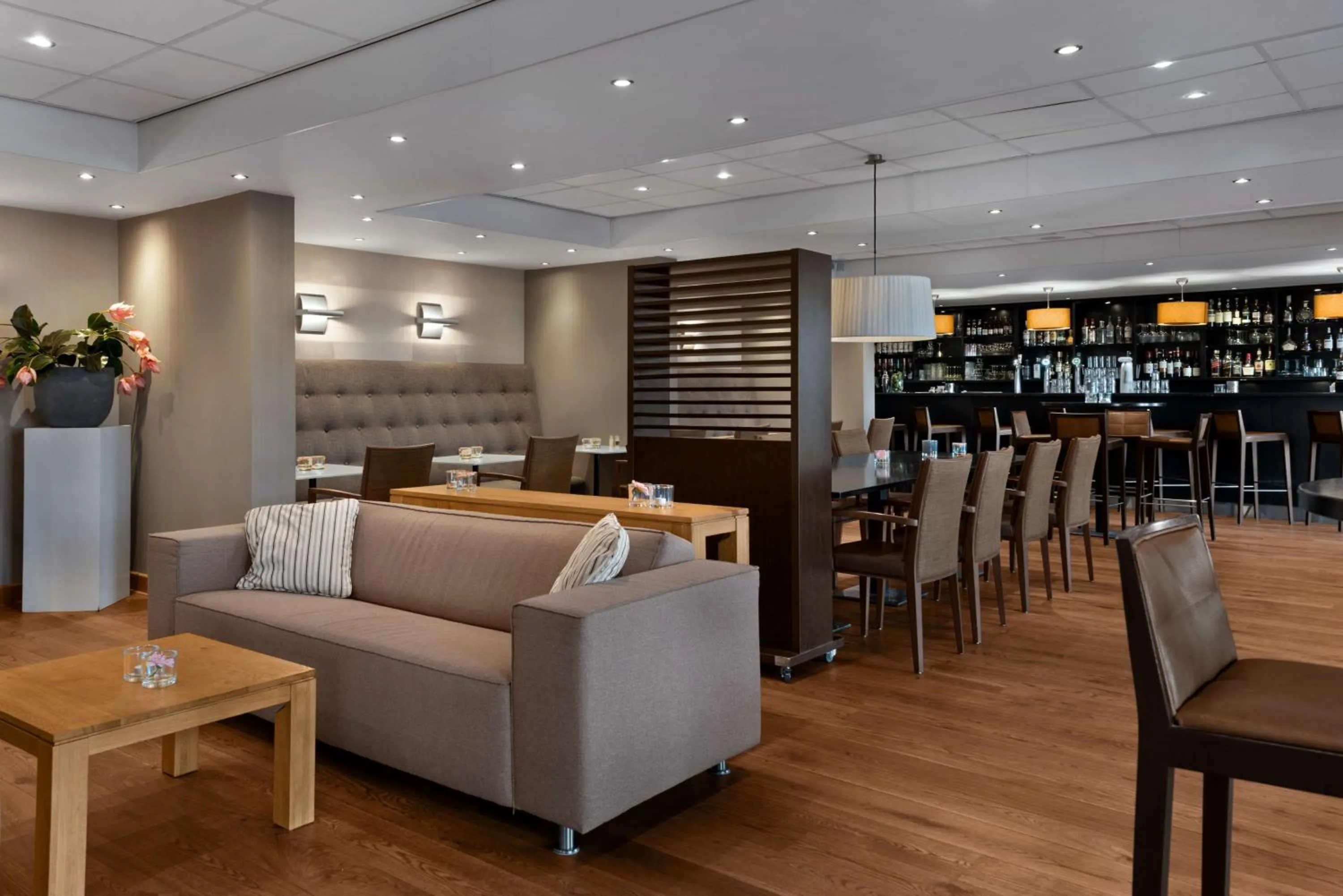Lounge or bar in NH Zandvoort Hotel
