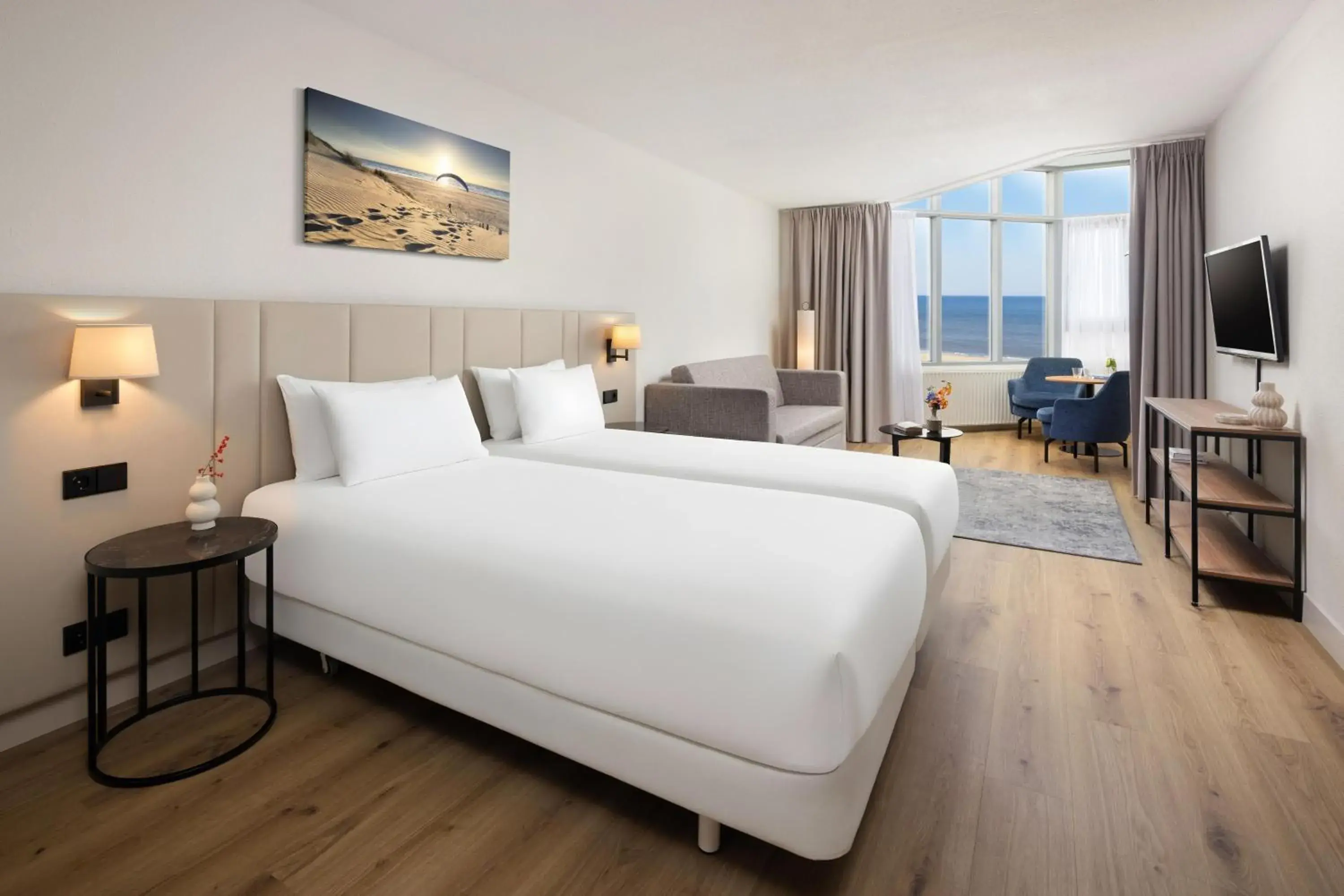 Bedroom, Bed in NH Zandvoort Hotel Bedroom, Bed in NH Zandvoort Hotel