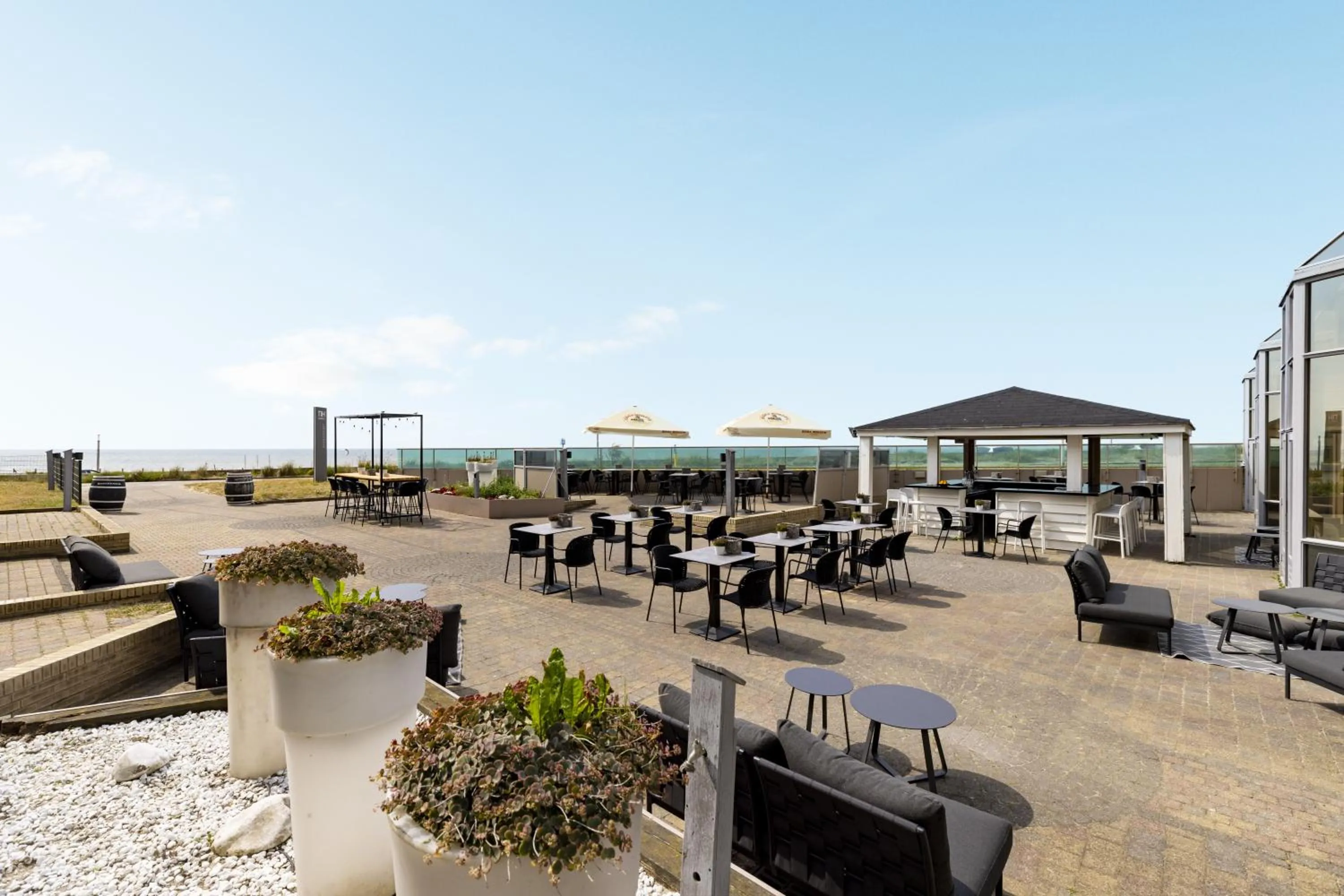 Patio in NH Zandvoort Hotel