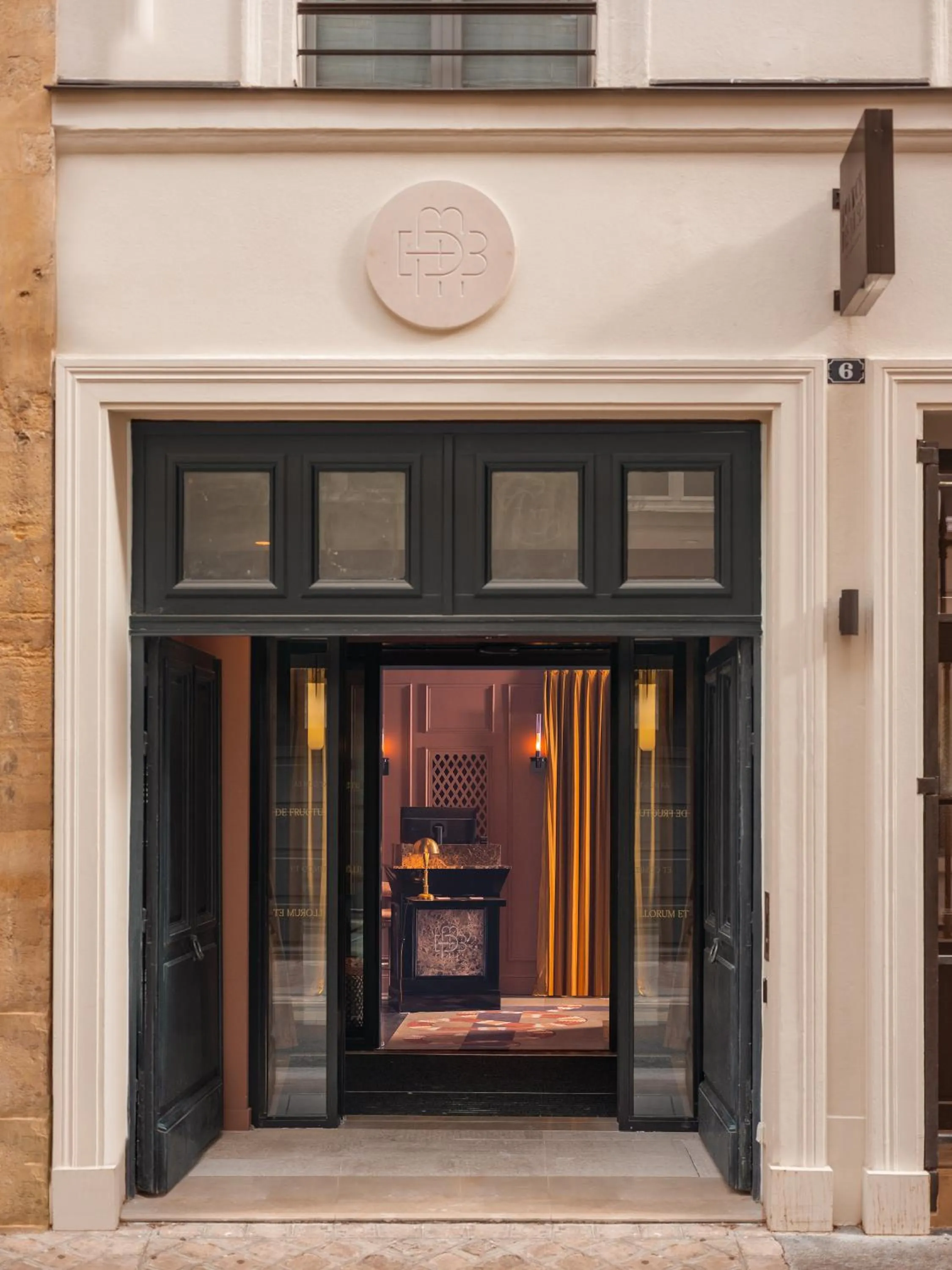 Facade/entrance in Boudoir des Muses