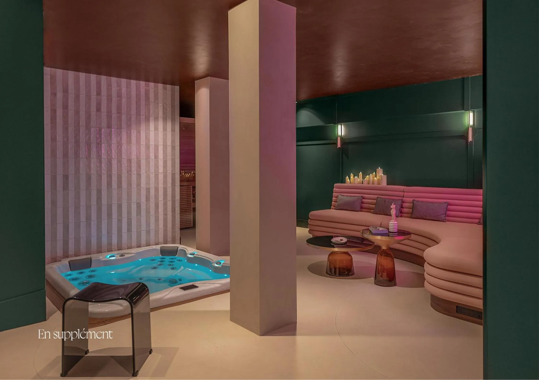 Hot Tub in Boudoir des Muses