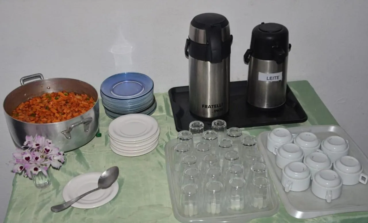 Breakfast in Hotel Estação Norte - Fácil acesso ao Imbel e o distrito industrial e colégio Militar - By Up Hotel