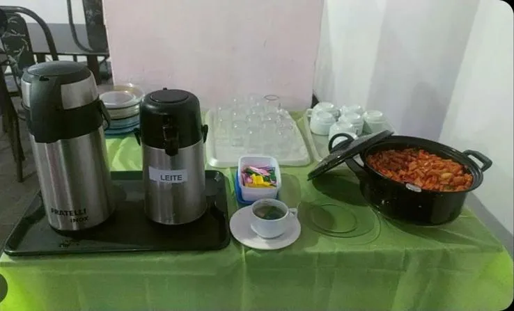 Breakfast in Hotel Estação Norte - Fácil acesso ao Imbel e o distrito industrial e colégio Militar - By Up Hotel