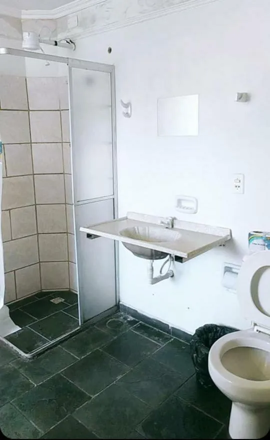 Bathroom in Hotel Estação Norte - Fácil acesso ao Imbel e o distrito industrial e colégio Militar - By Up Hotel