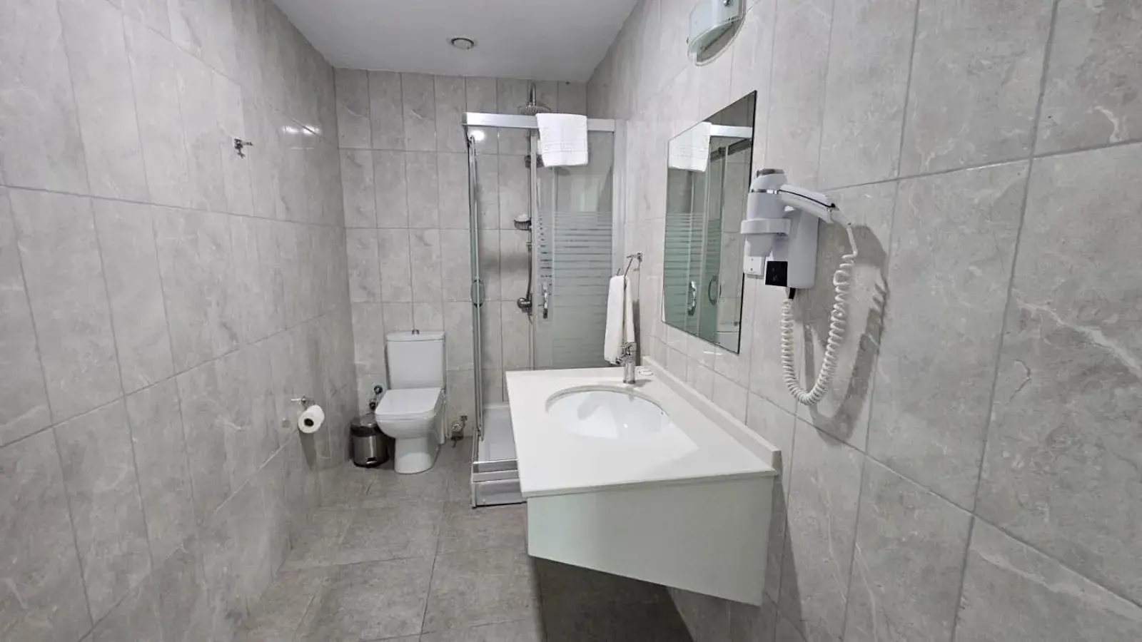 Suite with City View in Dorana Hotel Lefkoşa Suite with City View in Dorana Hotel Lefkoşa