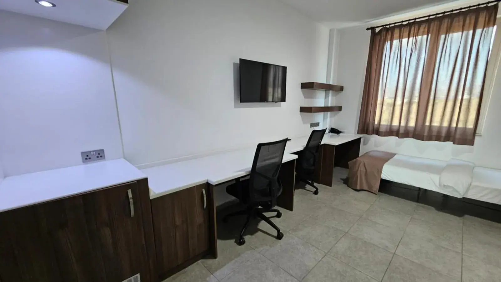 Twin Room with Bathroom in Dorana Hotel Lefkoşa Twin Room with Bathroom in Dorana Hotel Lefkoşa