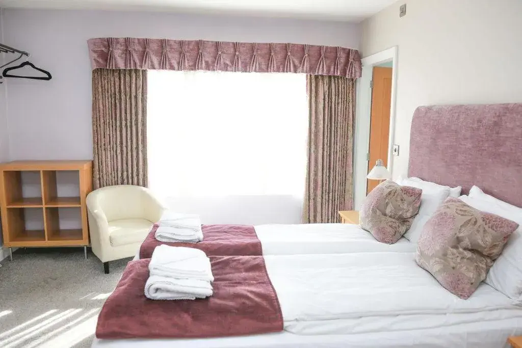 Bed in The Maypole at Wellow Bed in The Maypole at Wellow