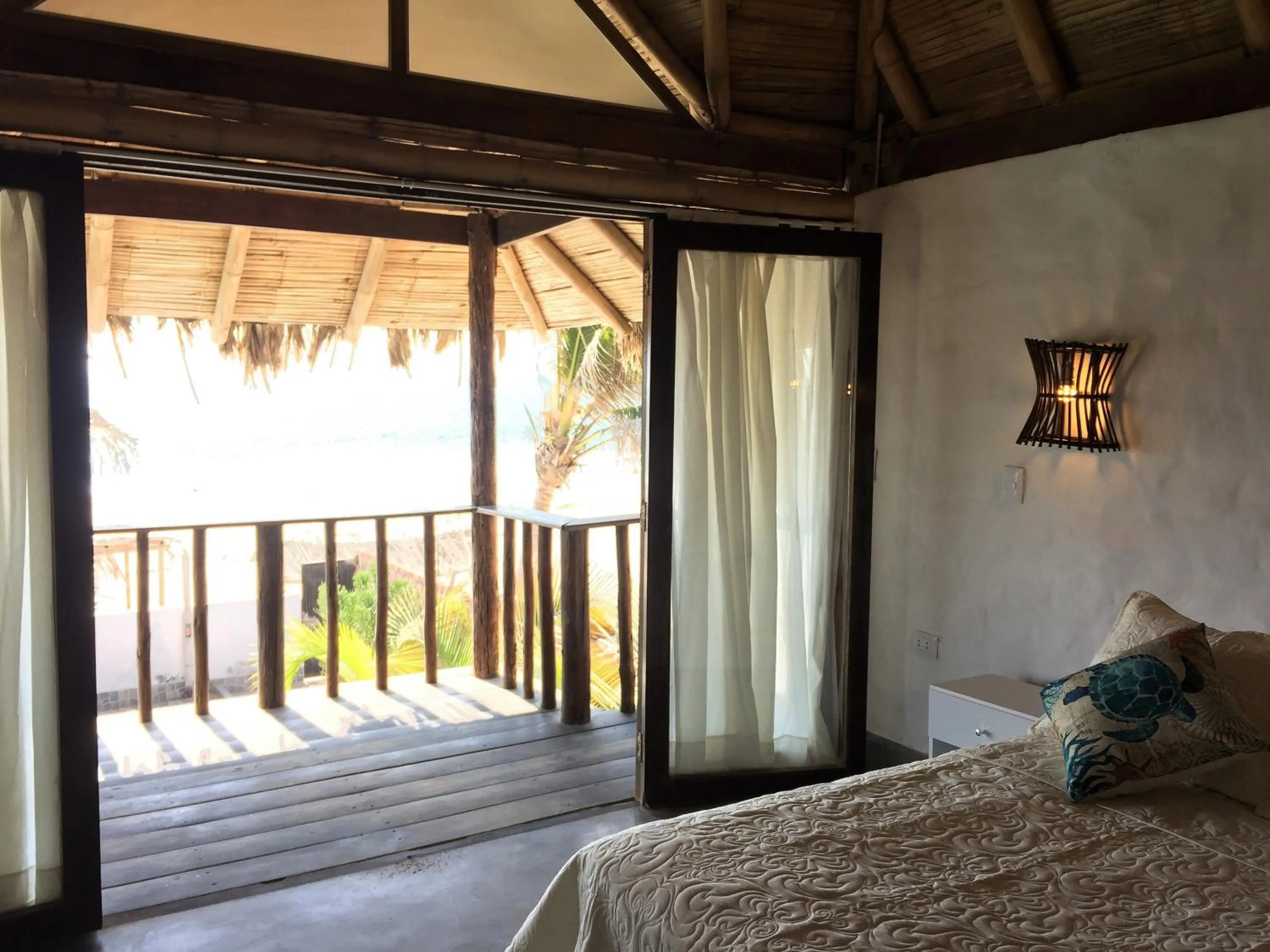 Bedroom, Bed in Hotel Puerto Antiguo
