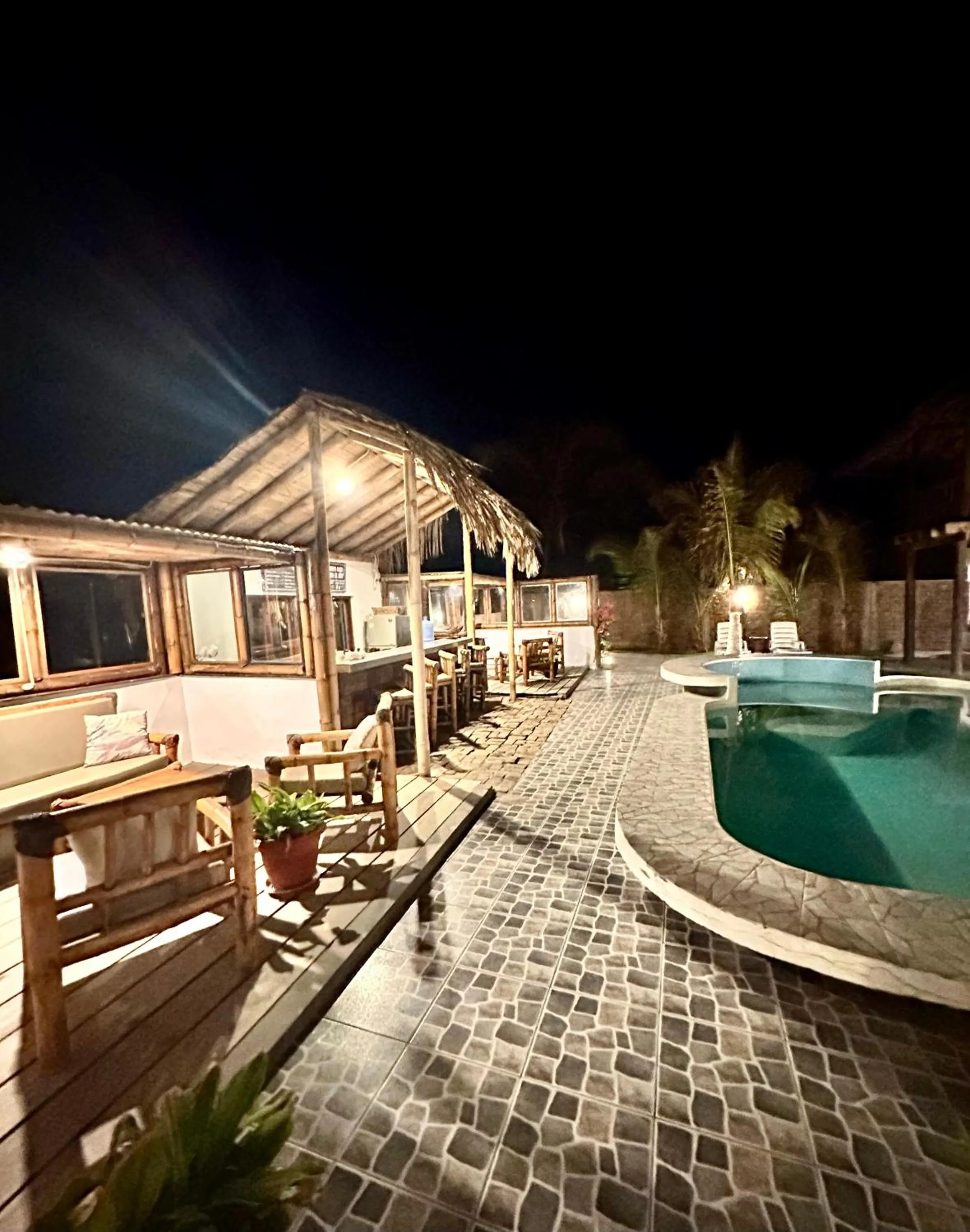 Patio in Hotel Puerto Antiguo