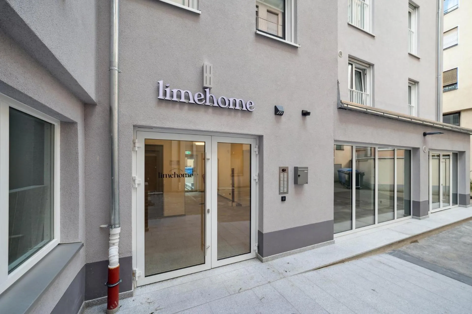 Facade/entrance in Limehome Nuremberg Celtisplatz