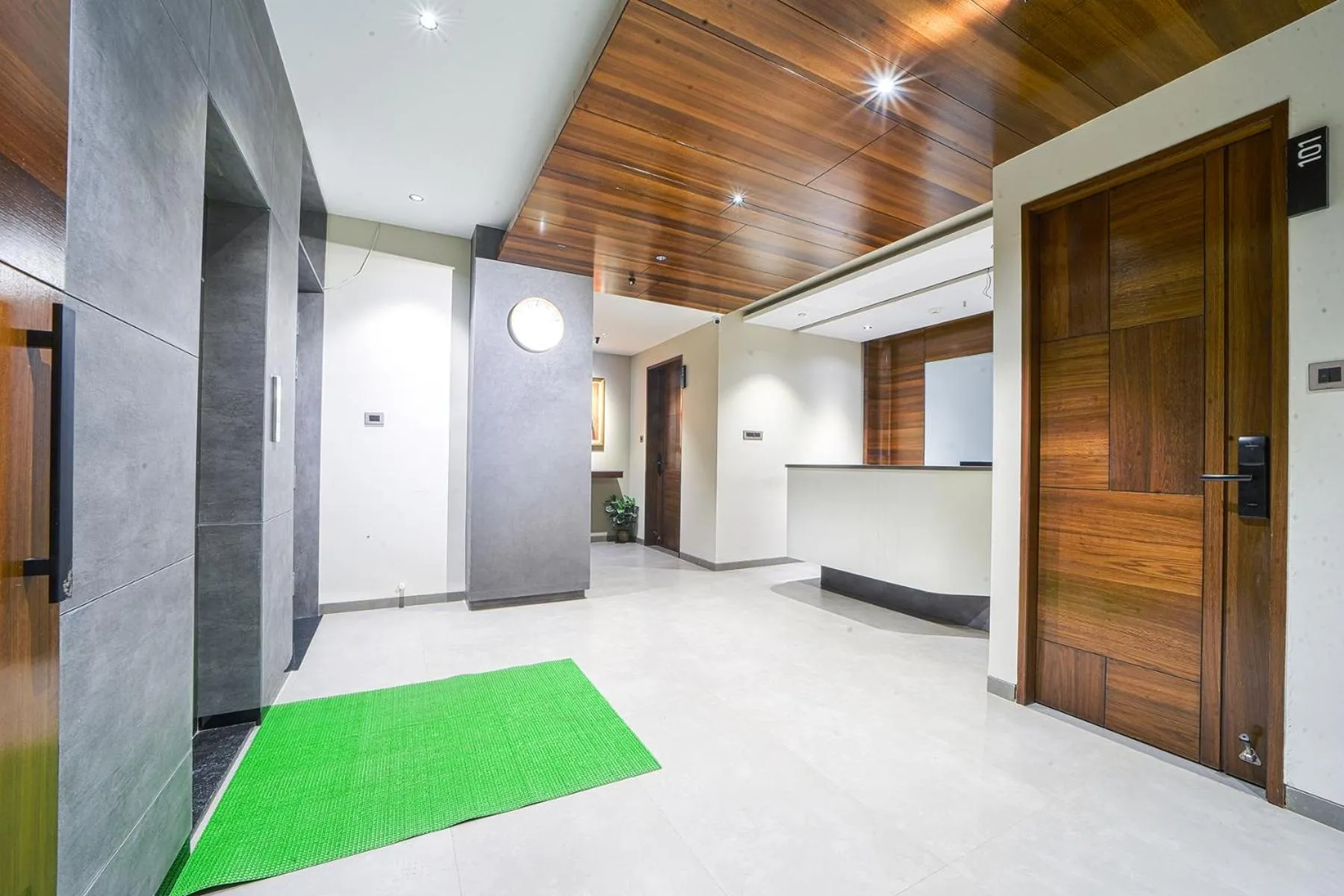 Property building in Hotel Devgiri Inn and Restaurant