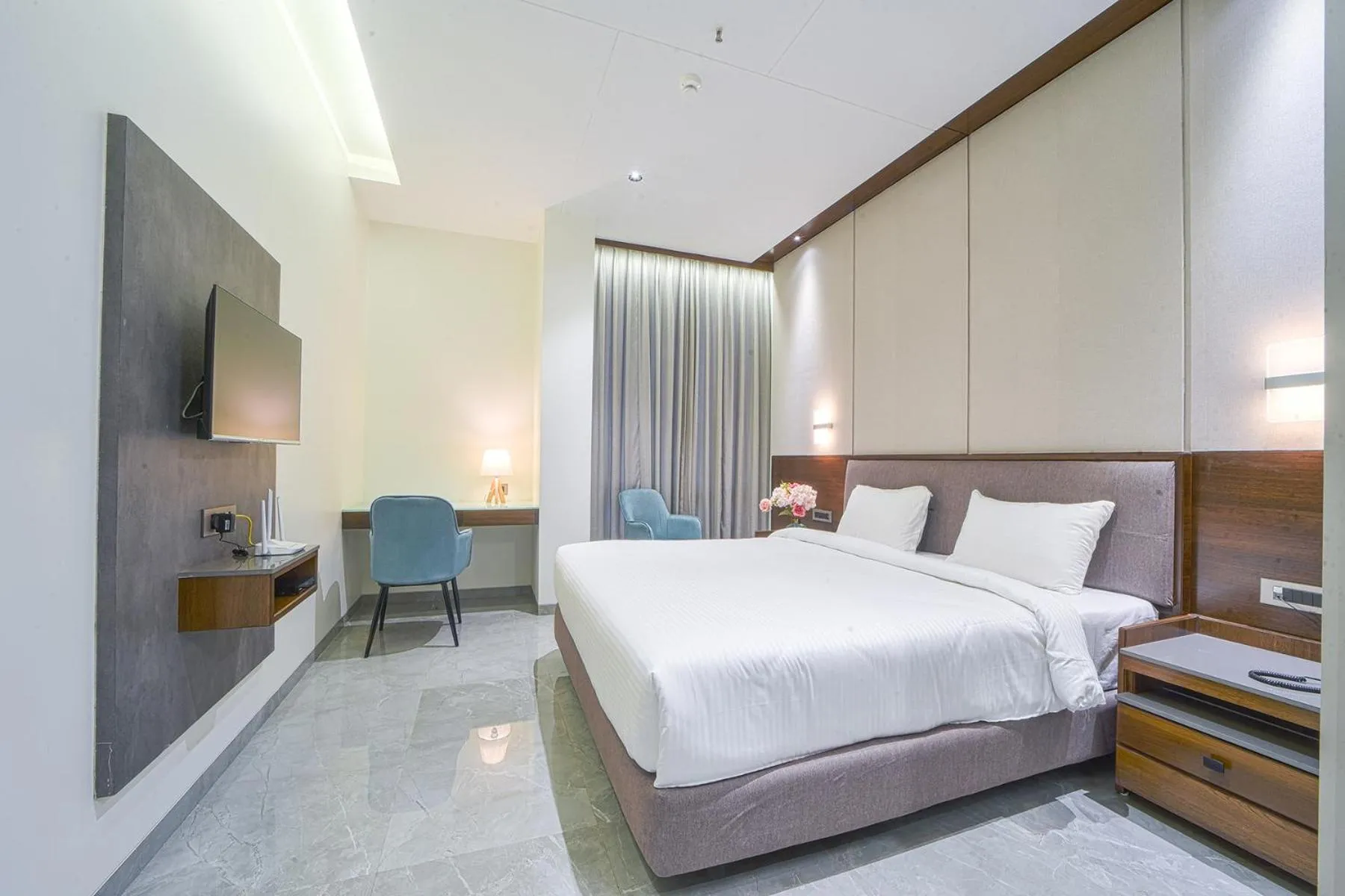 Hotel Devgiri Inn and Restaurant