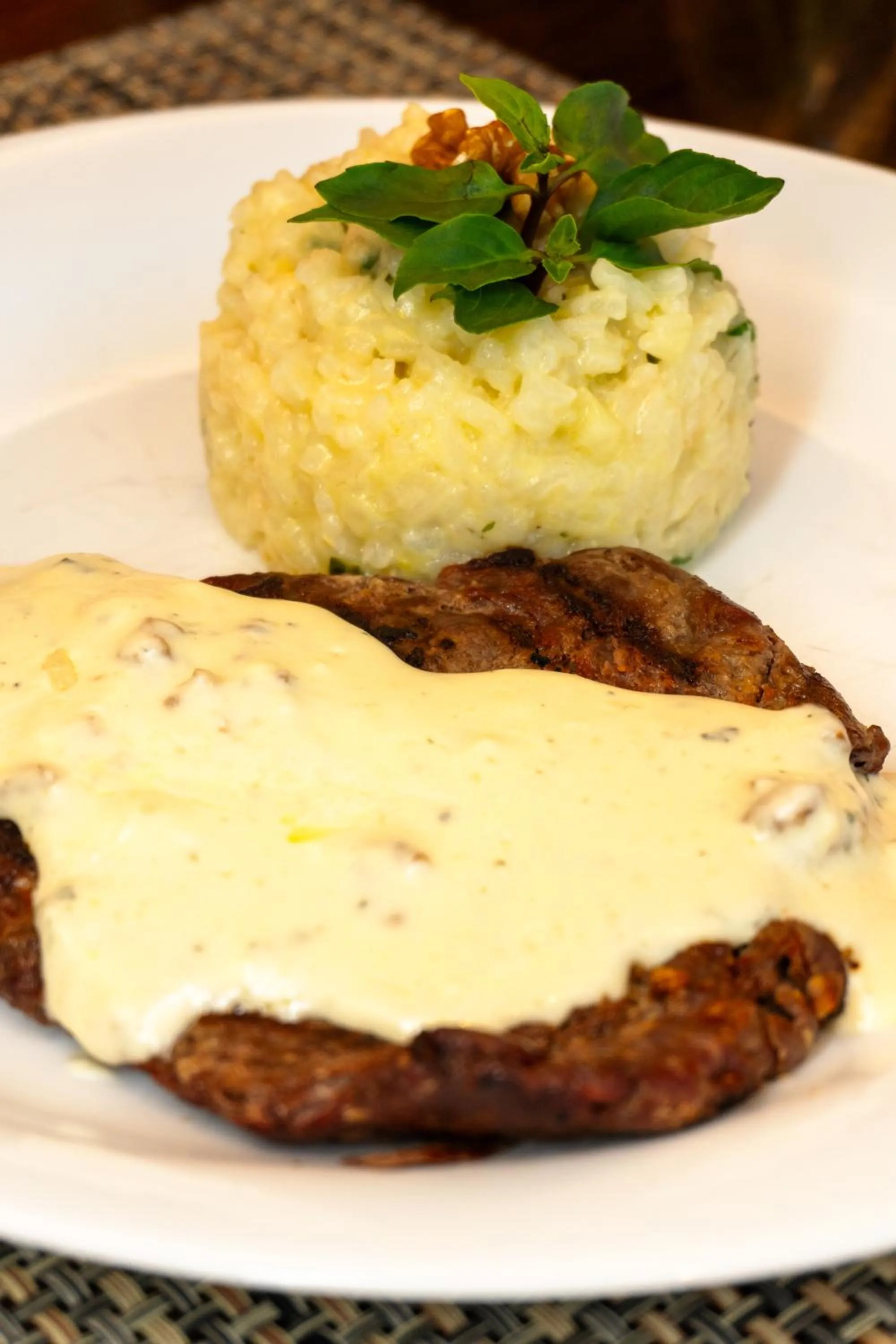 Restaurant/places to eat in San Diego Suites Veredas Sete Lagoas