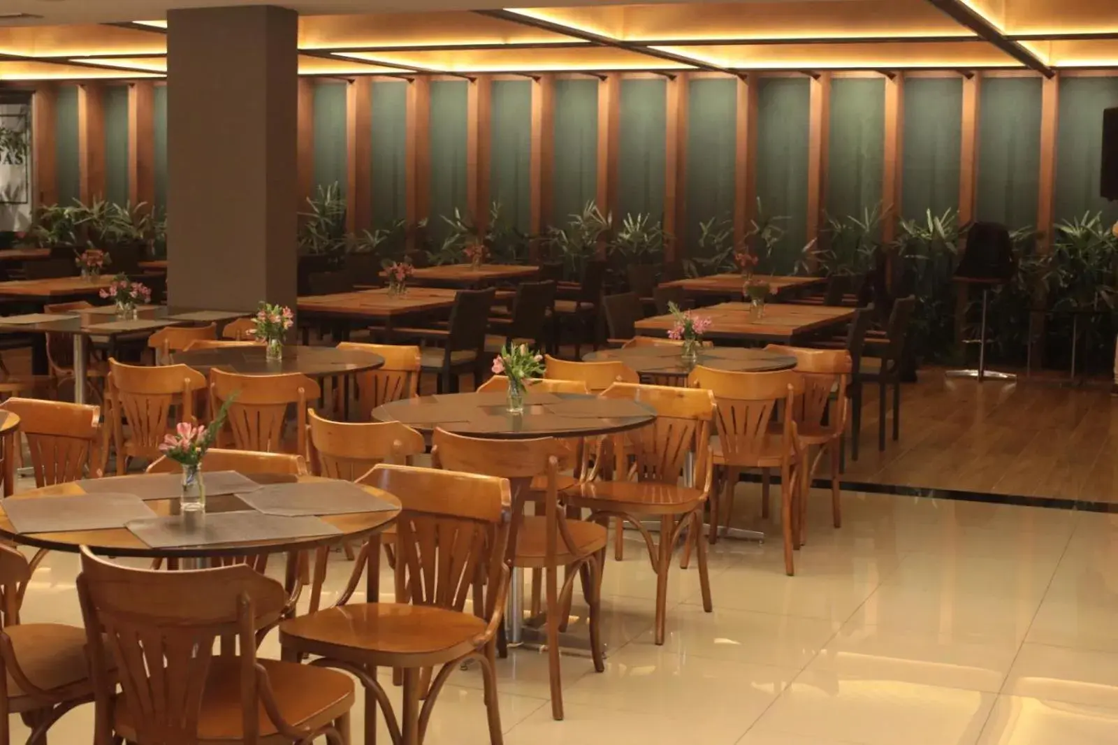 Restaurant/places to eat in San Diego Suites Veredas Sete Lagoas Restaurant/places to eat in San Diego Suites Veredas Sete Lagoas