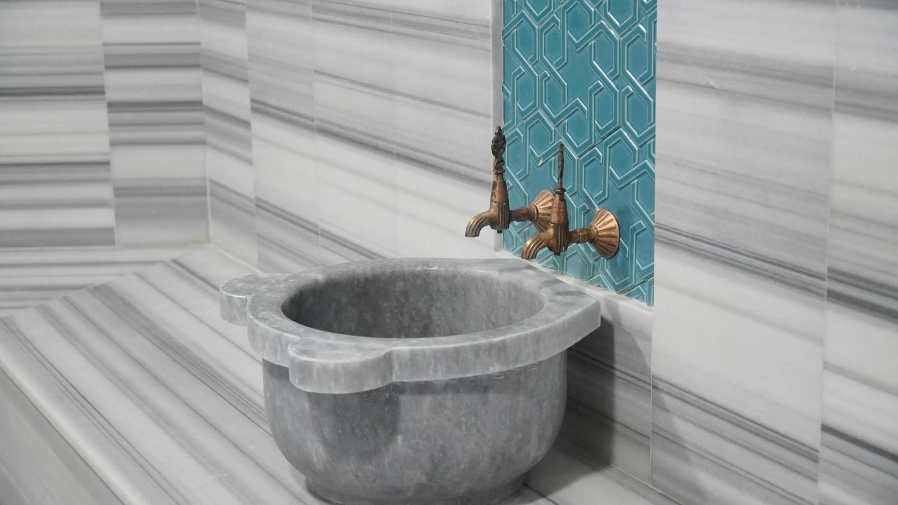 Spa and wellness centre/facilities in Ramada Plaza By Wyndham Batman