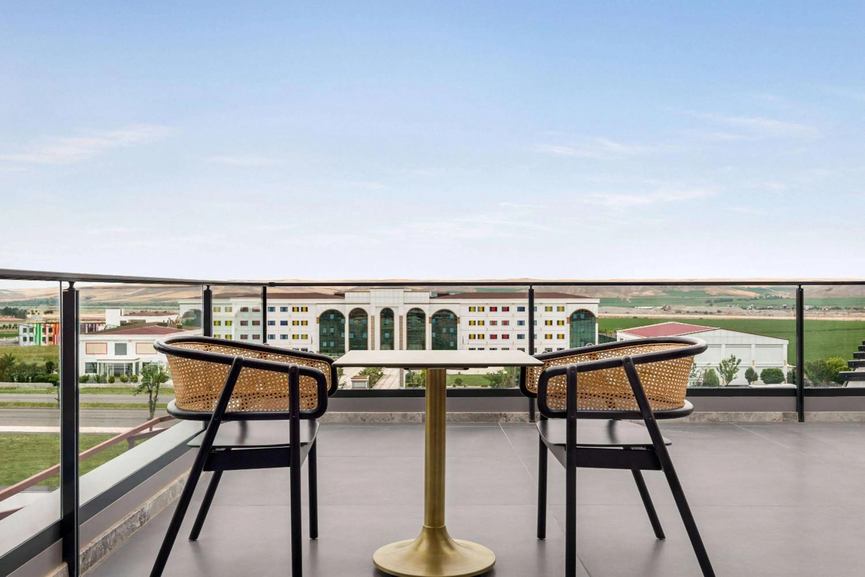 Photo of the whole room in Ramada Plaza By Wyndham Batman