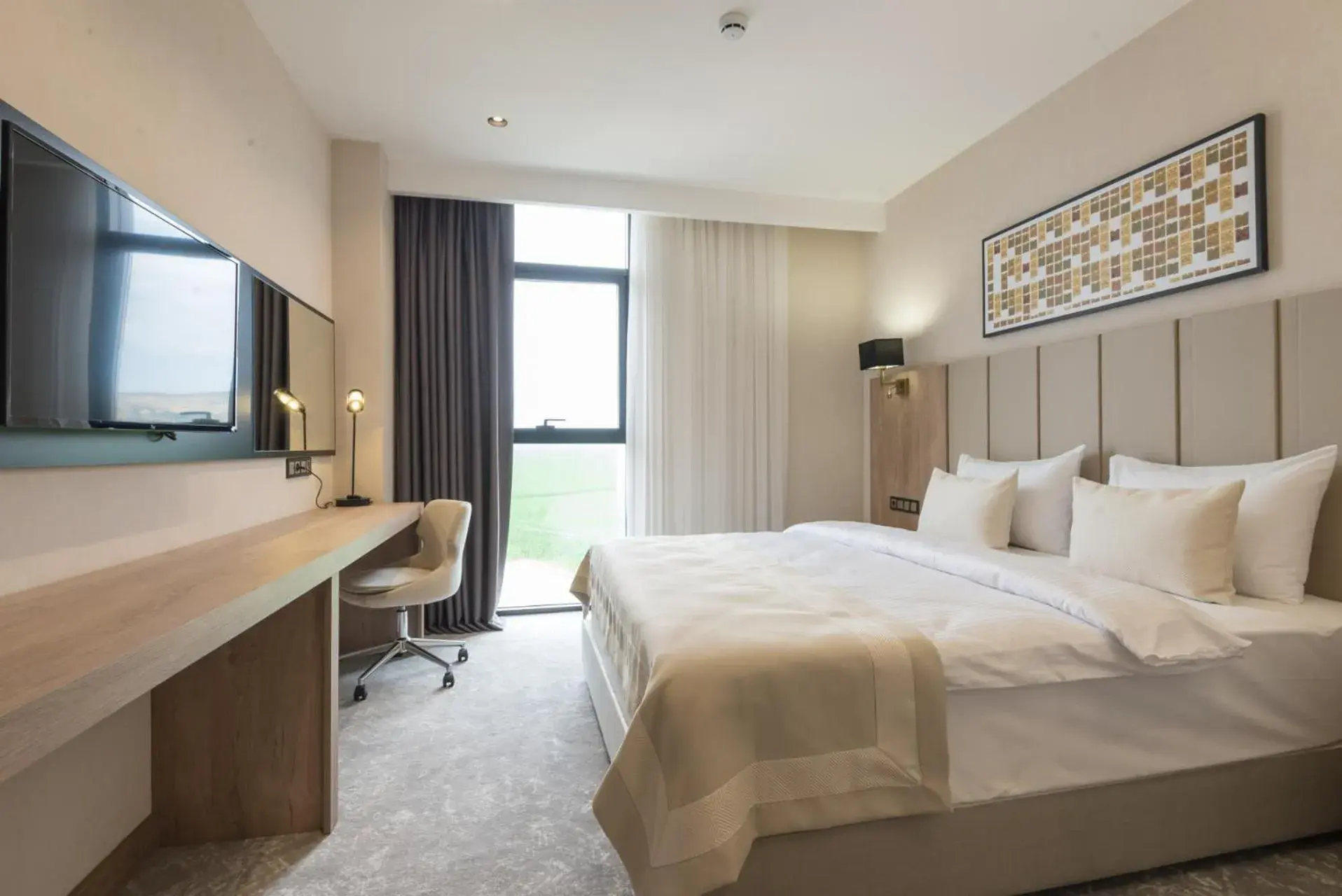 King Hearing Accessible Room, City View - single occupancy in Ramada Plaza By Wyndham Batman King Hearing Accessible Room, City View - single occupancy in Ramada Plaza By Wyndham Batman