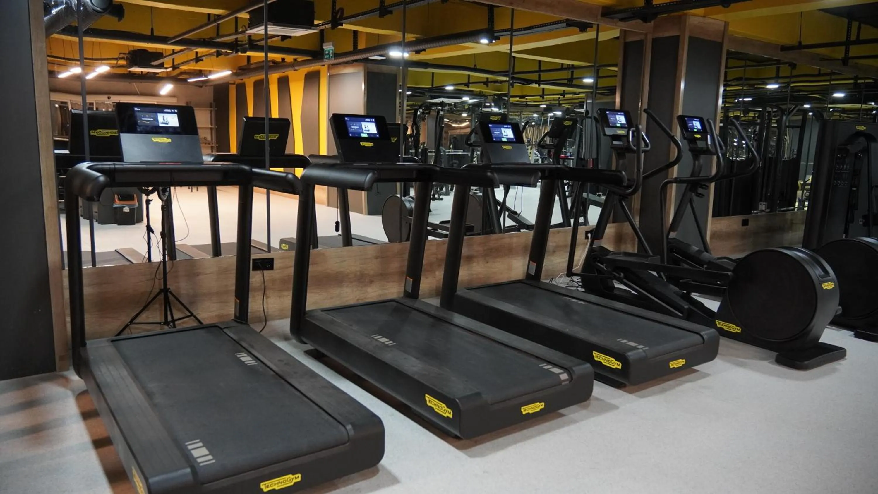 Fitness centre/facilities in Ramada Plaza By Wyndham Batman