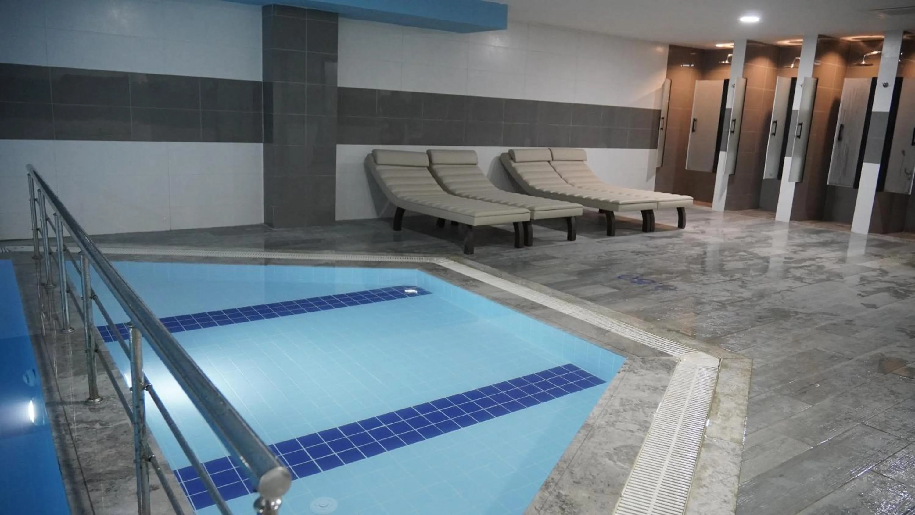 Fitness centre/facilities in Ramada Plaza By Wyndham Batman