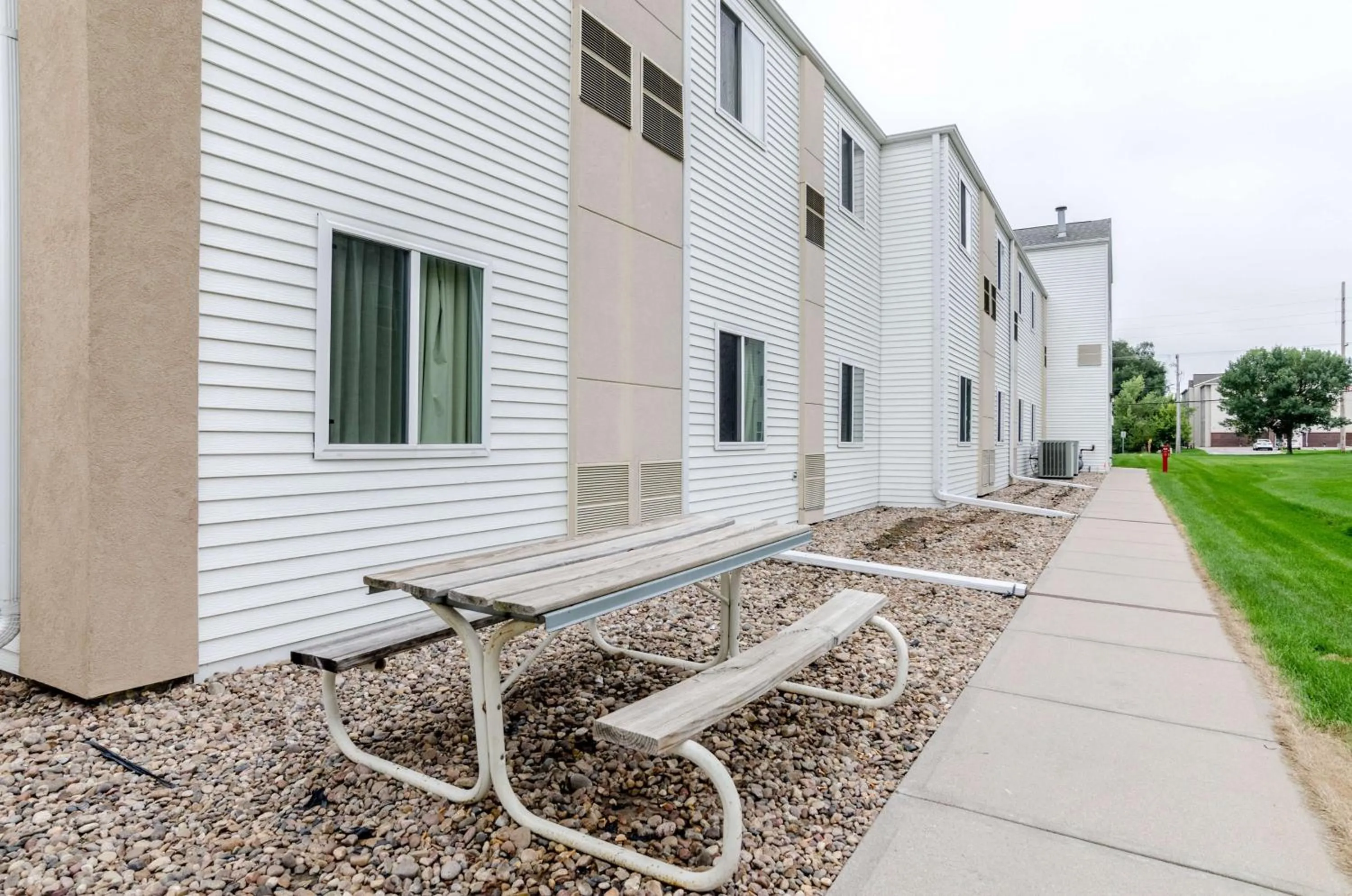 Property building in Motel 6-Kearney, NE