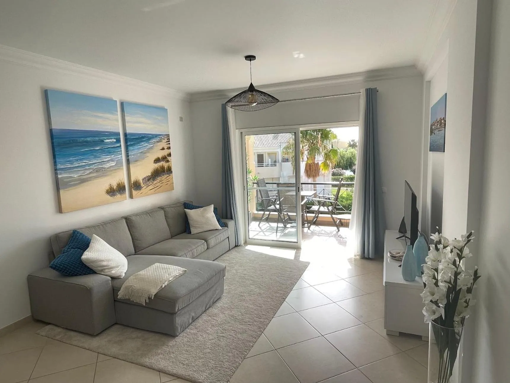 Praia Village AG