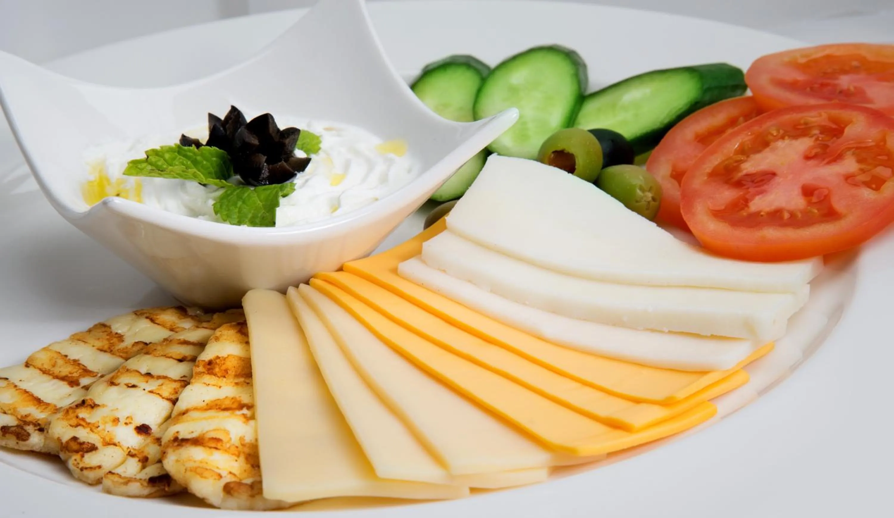 Food and drinks in Grand Mayral Hotel