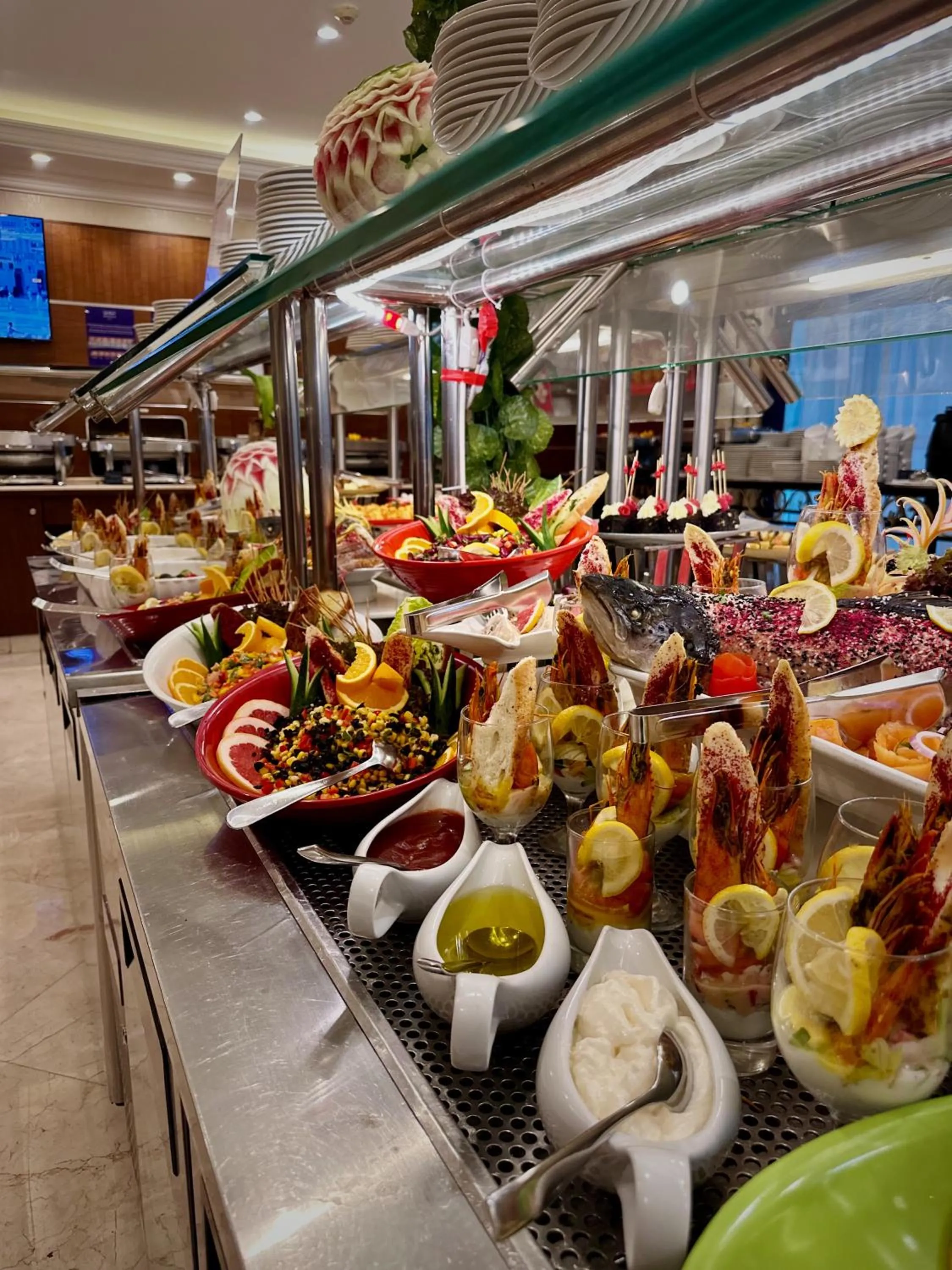 Food and drinks in فندق نزل رويال Nozol Royal Hotel