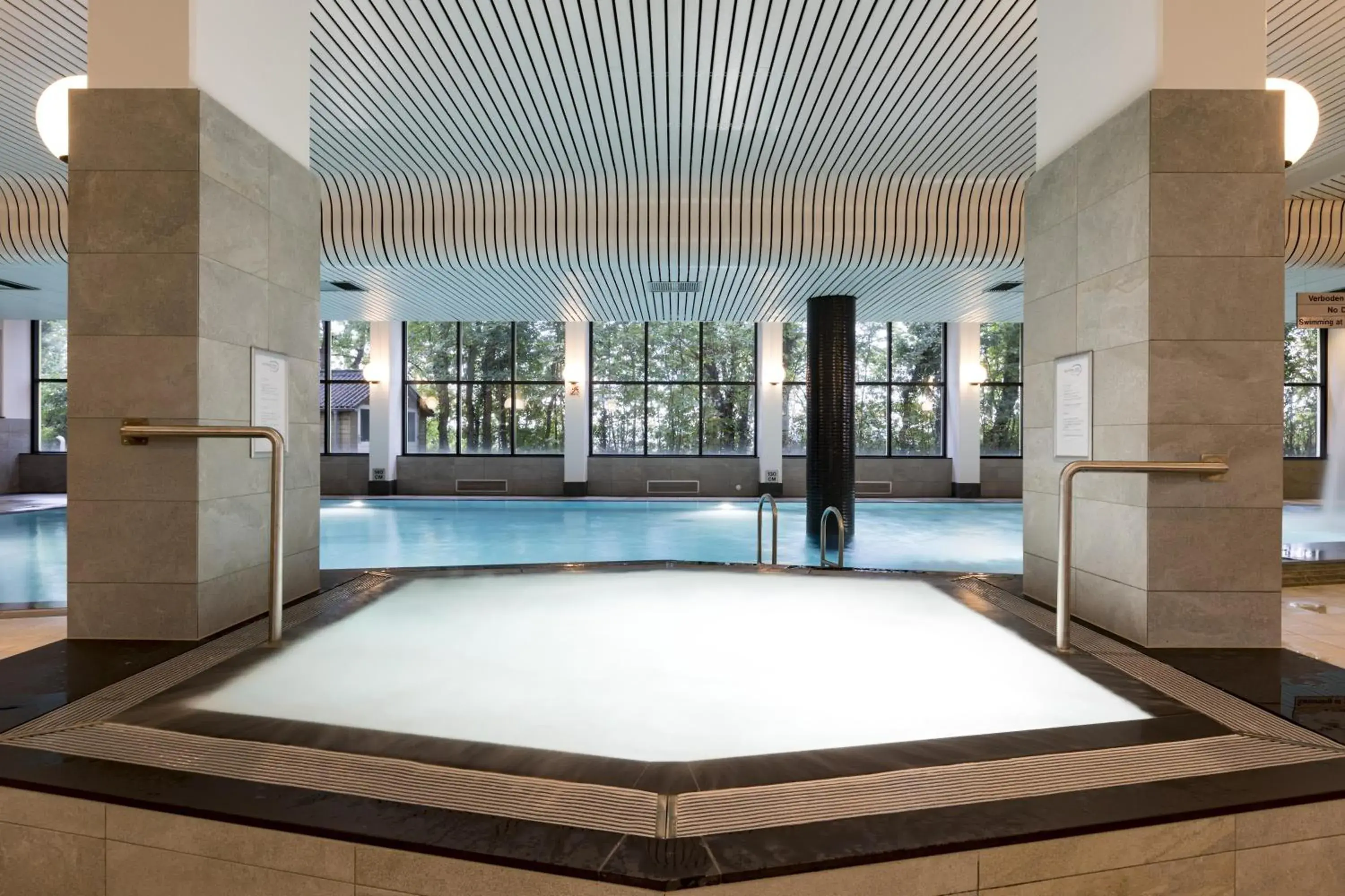 Pool view in NH Noordwijk Conference Centre Leeuwenhorst Pool view in NH Noordwijk Conference Centre Leeuwenhorst