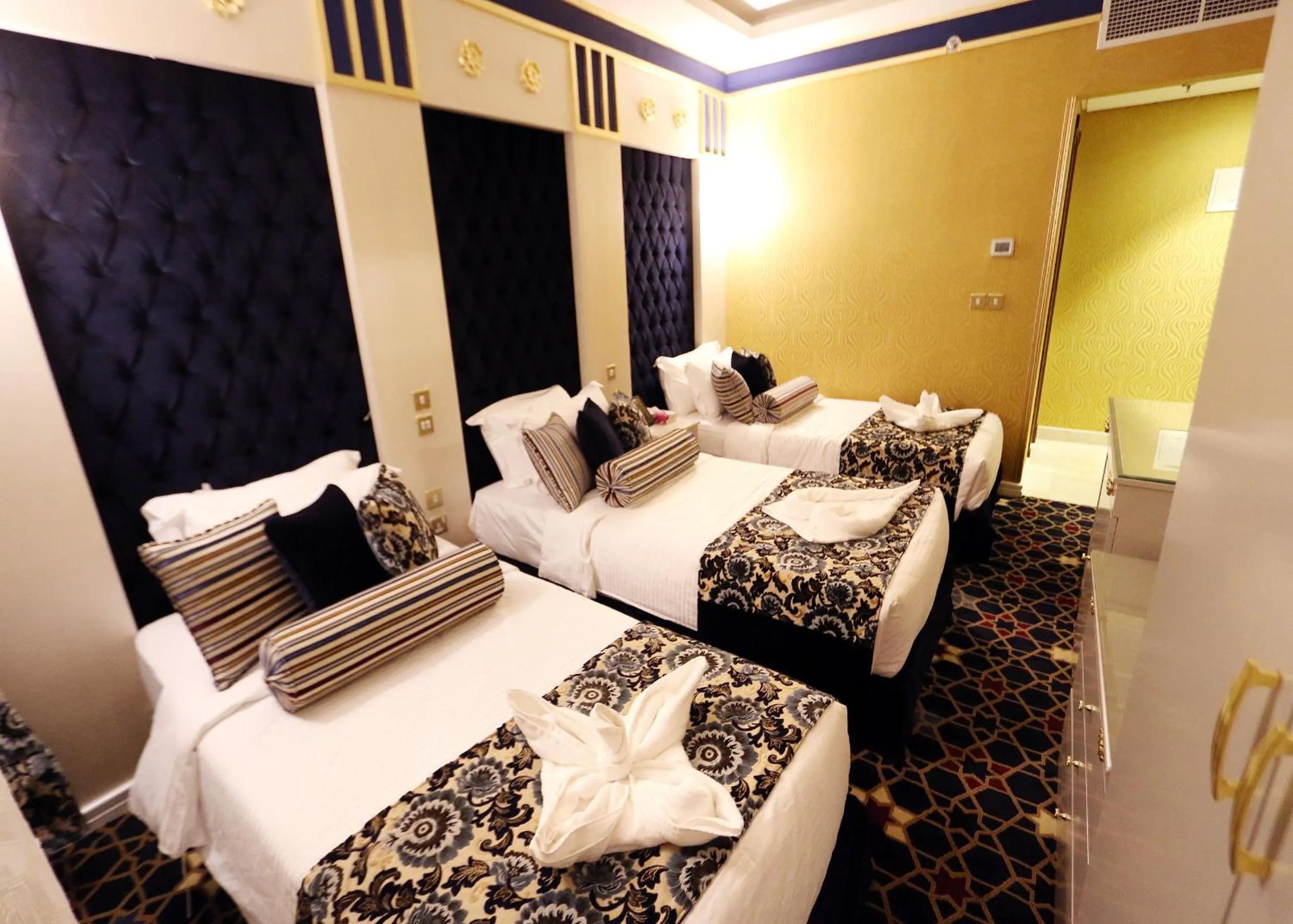 Bed in Nusk Al Madinah