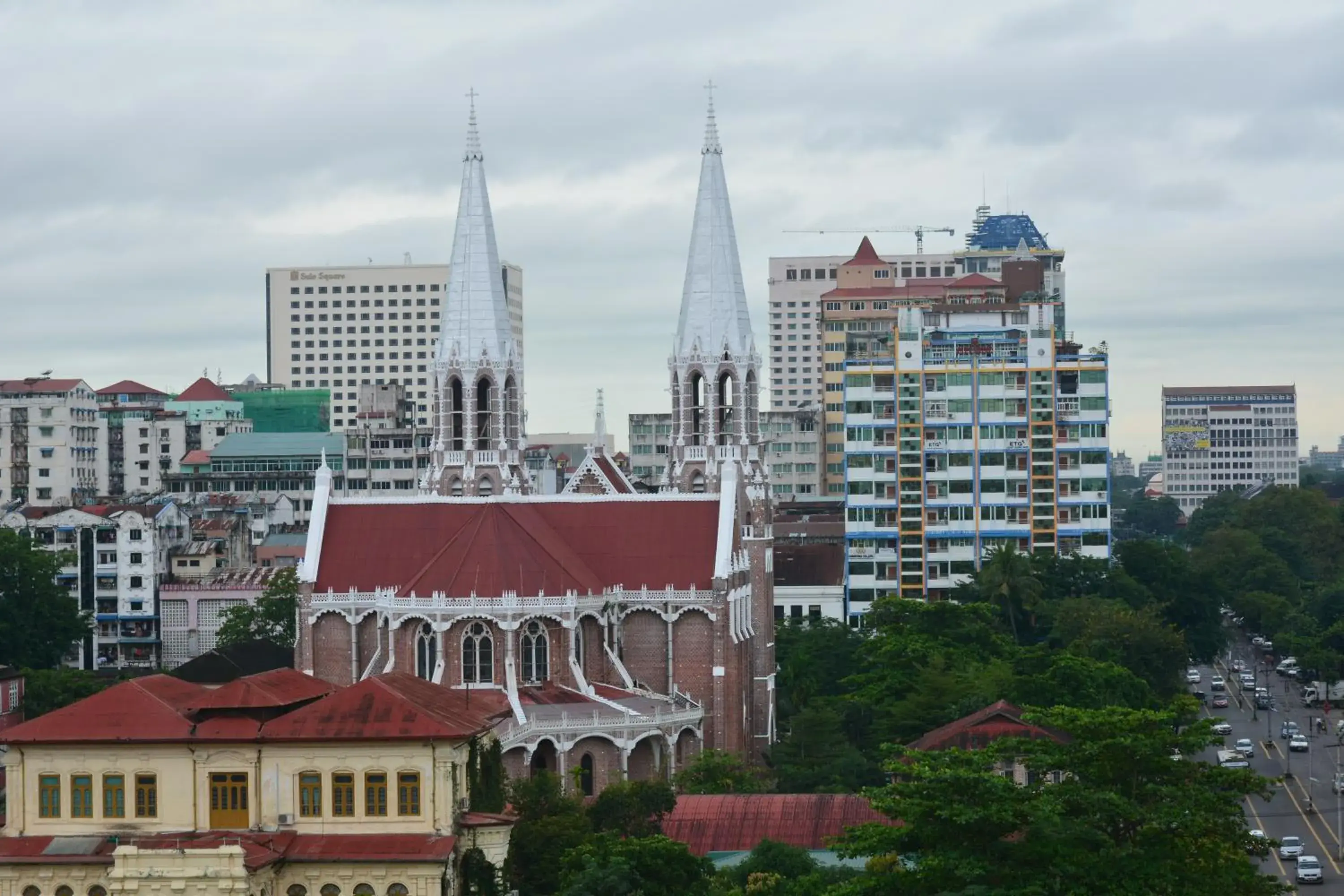 City view in Grand Laurel Hotel City view in Grand Laurel Hotel